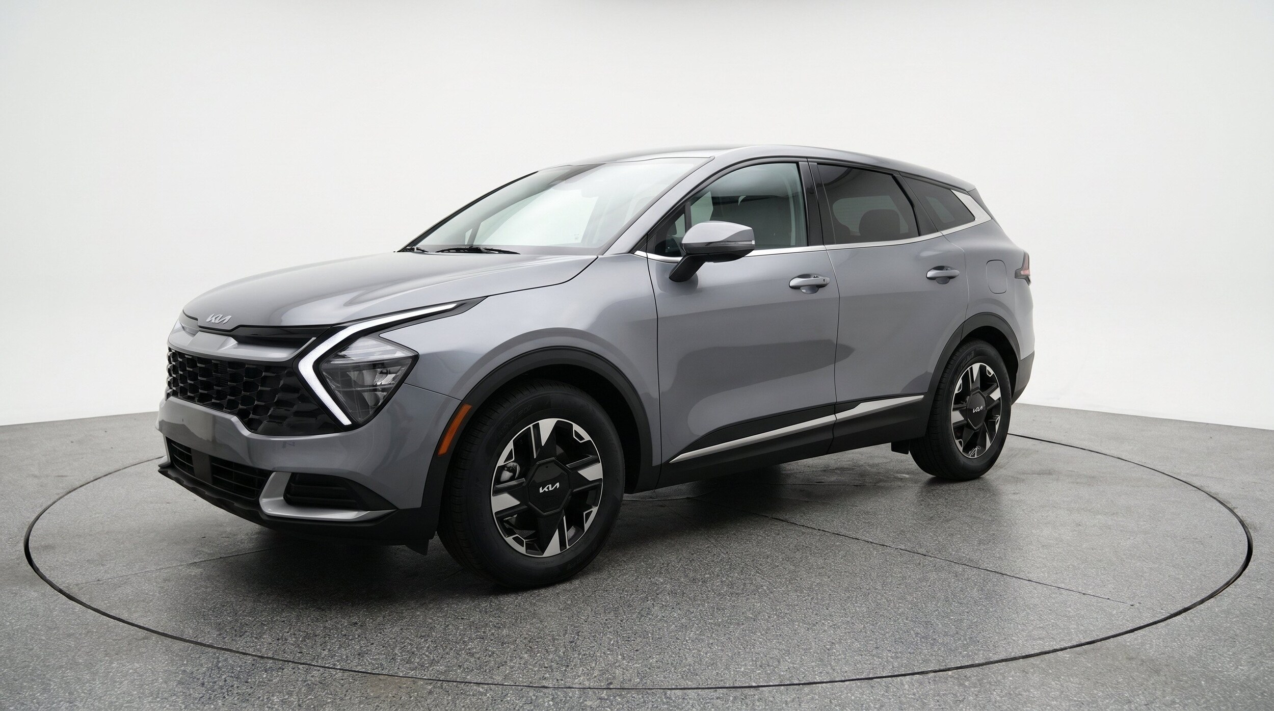 Thumbnail: 2026 Kia Sportage - 3