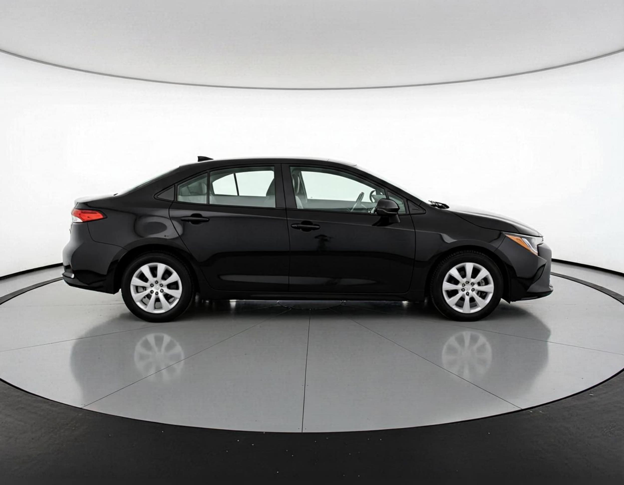 Thumbnail: 2025 Toyota Corolla - 8