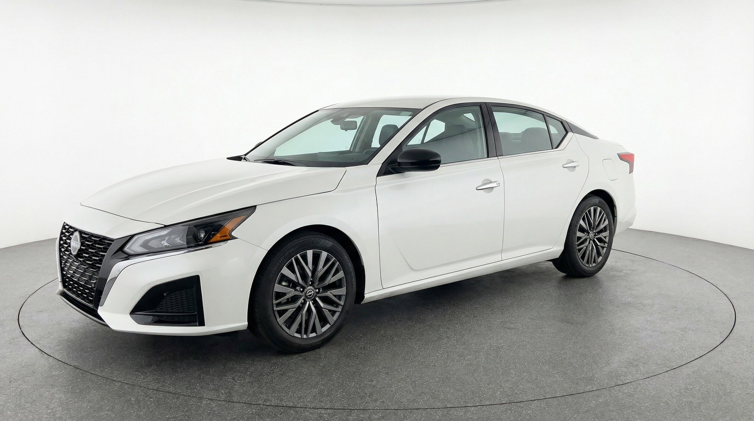 Thumbnail: 2025 Nissan Altima - 3