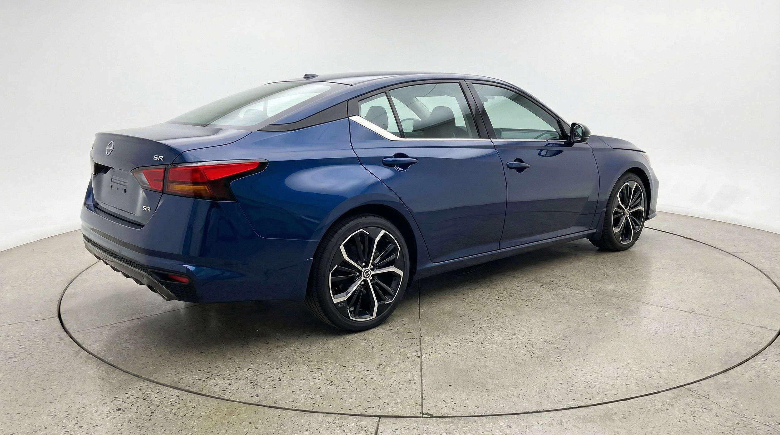 Thumbnail: 2025 Nissan Altima - 9