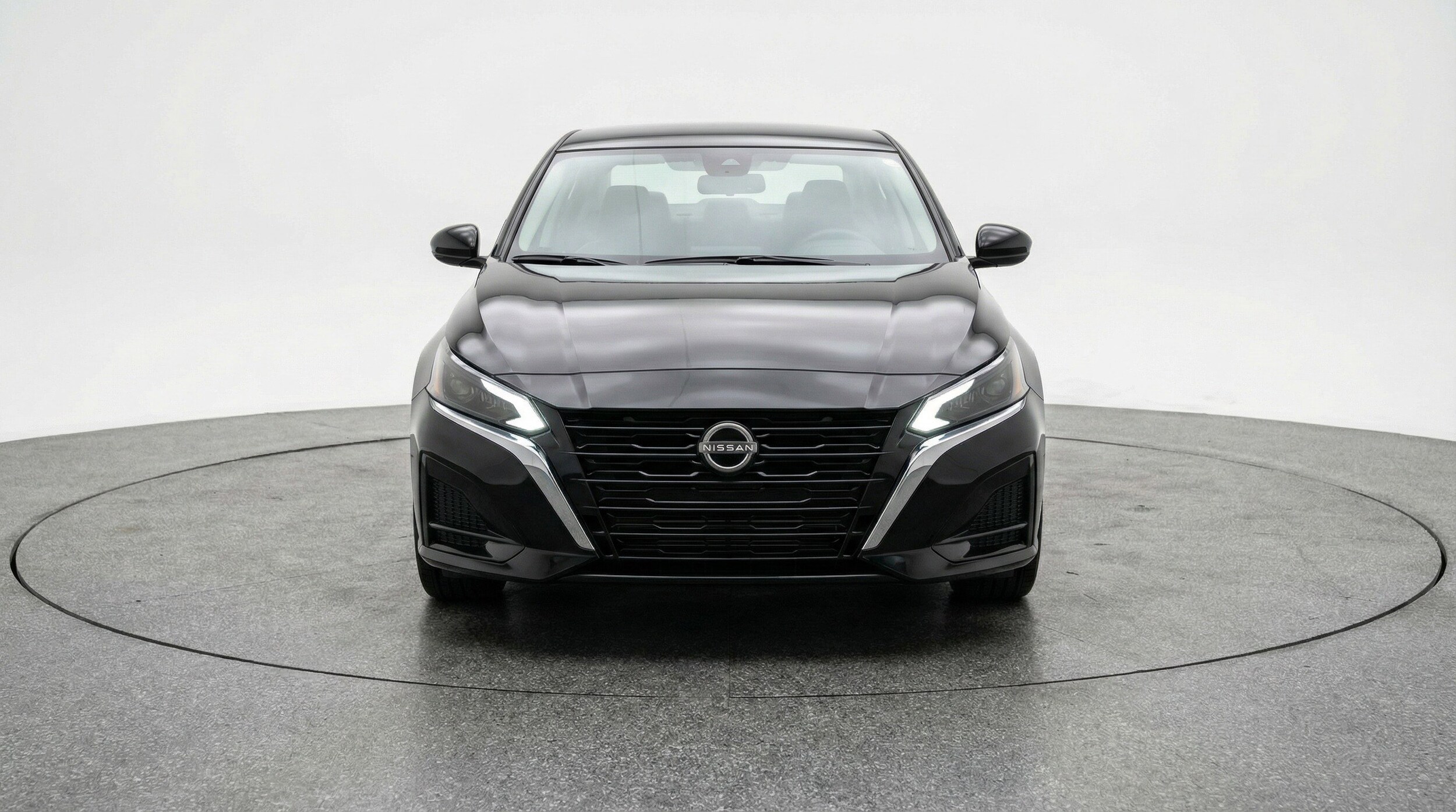 Thumbnail: 2025 Nissan Altima - 2