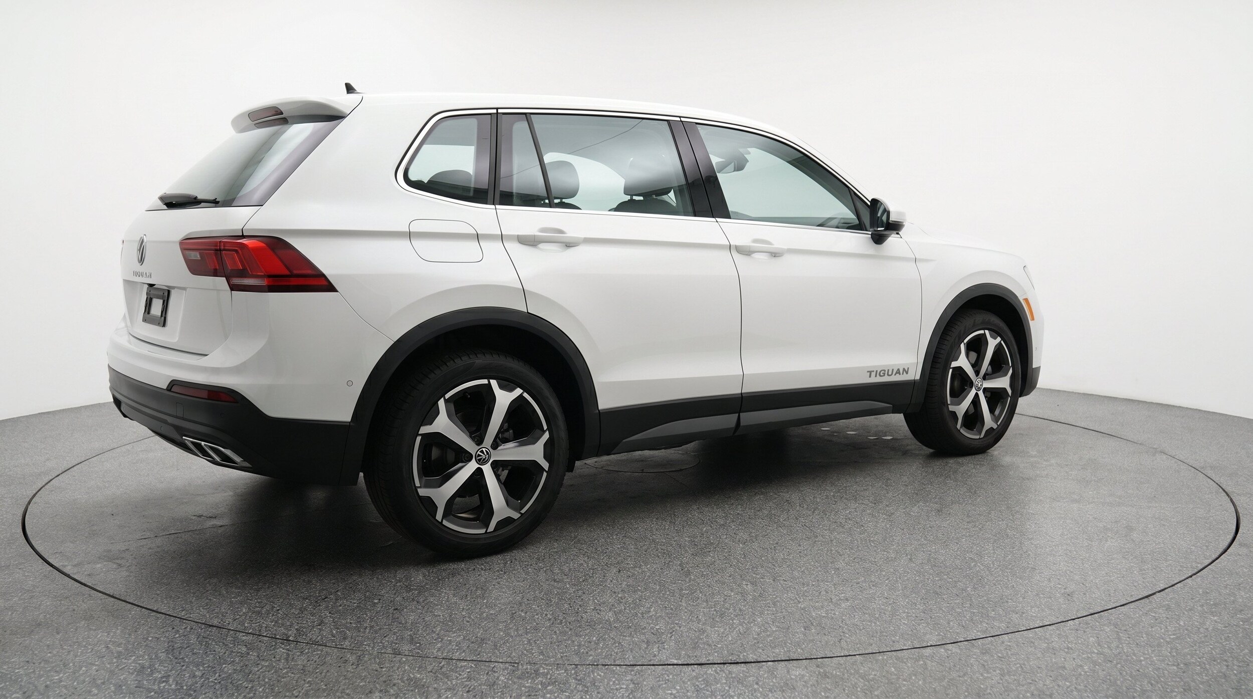 Thumbnail: 2026 Volkswagen Tiguan - 9