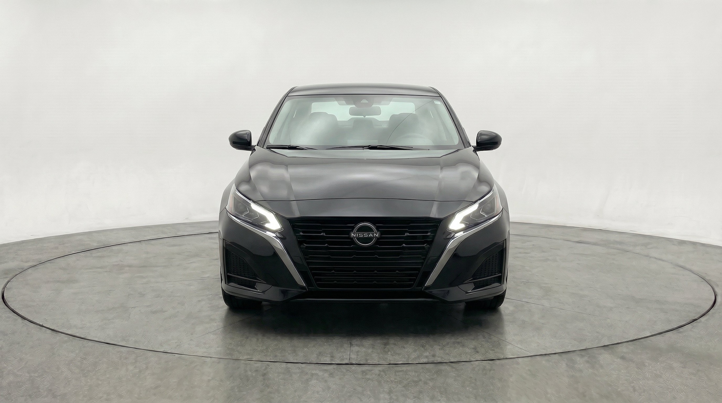 Thumbnail: 2025 Nissan Altima - 2
