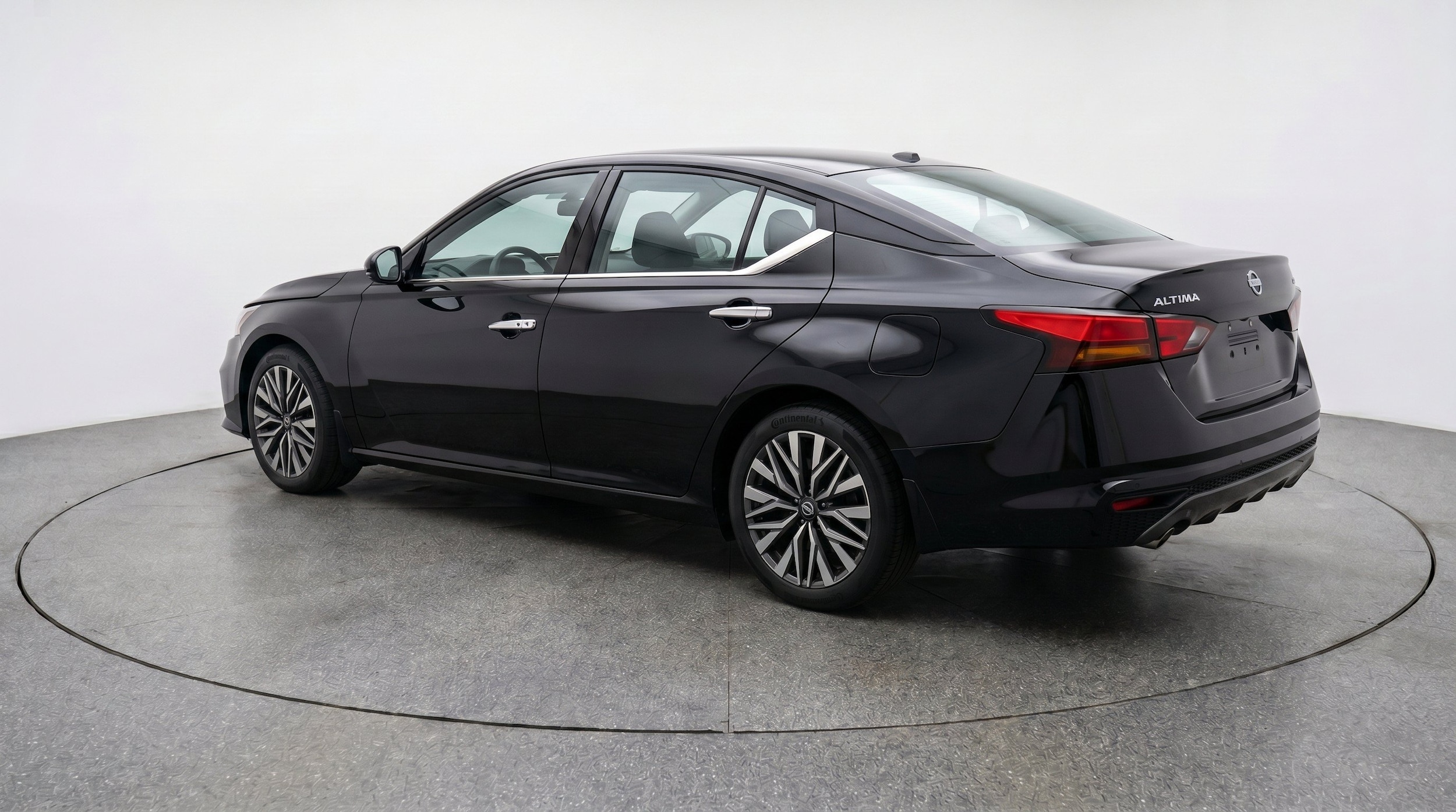 Thumbnail: 2025 Nissan Altima - 6