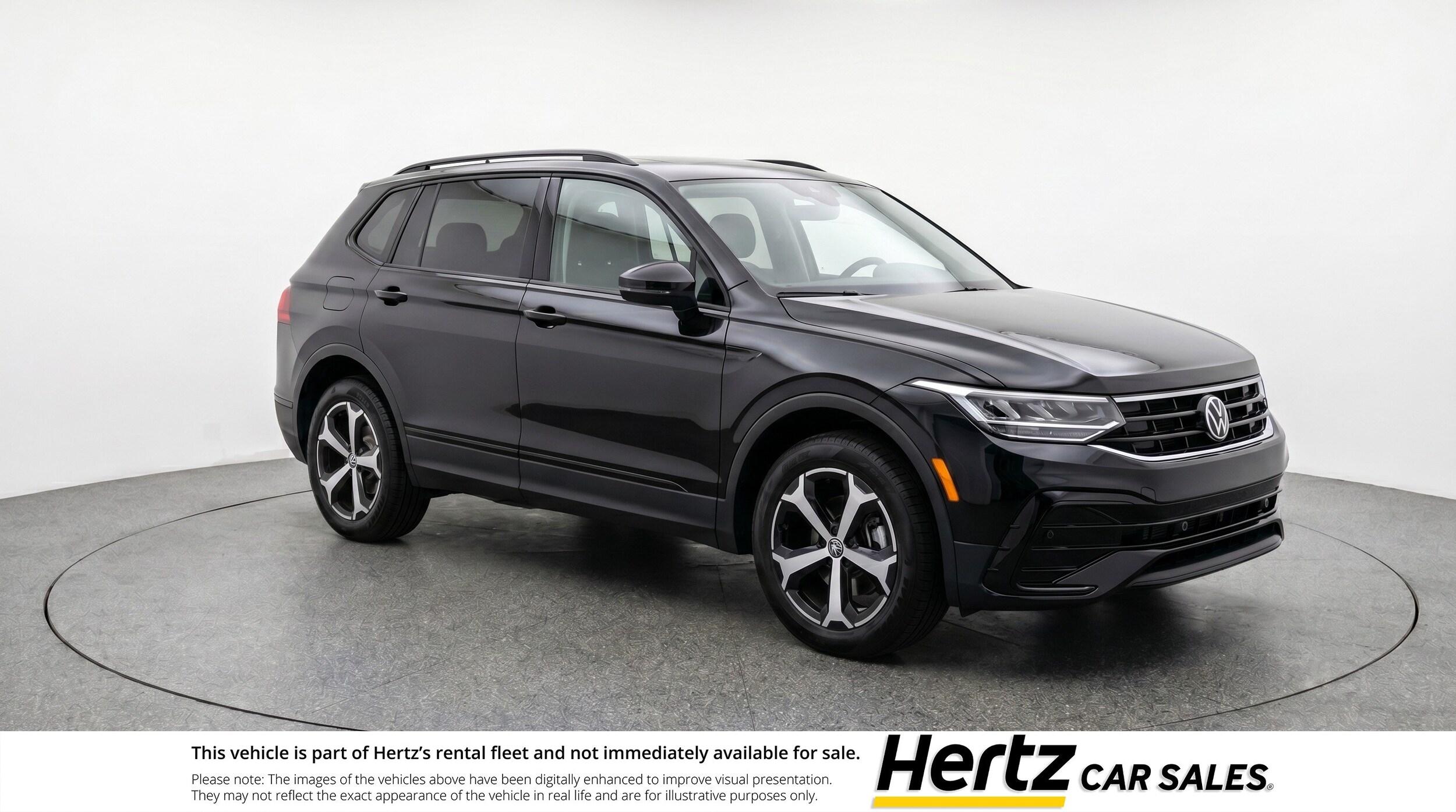 Thumbnail: 2026 Volkswagen Tiguan - 1