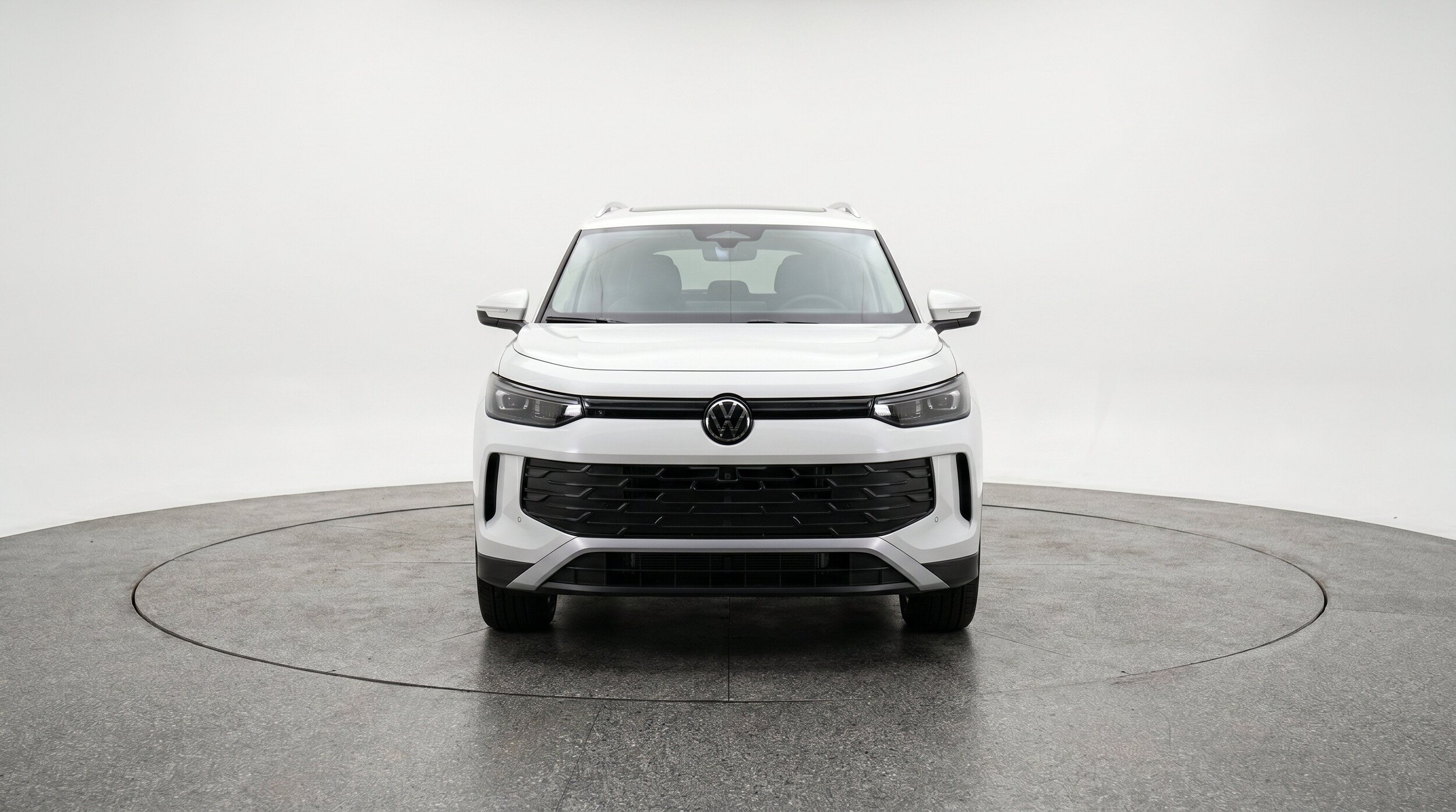 Thumbnail: 2026 Volkswagen Tiguan - 2