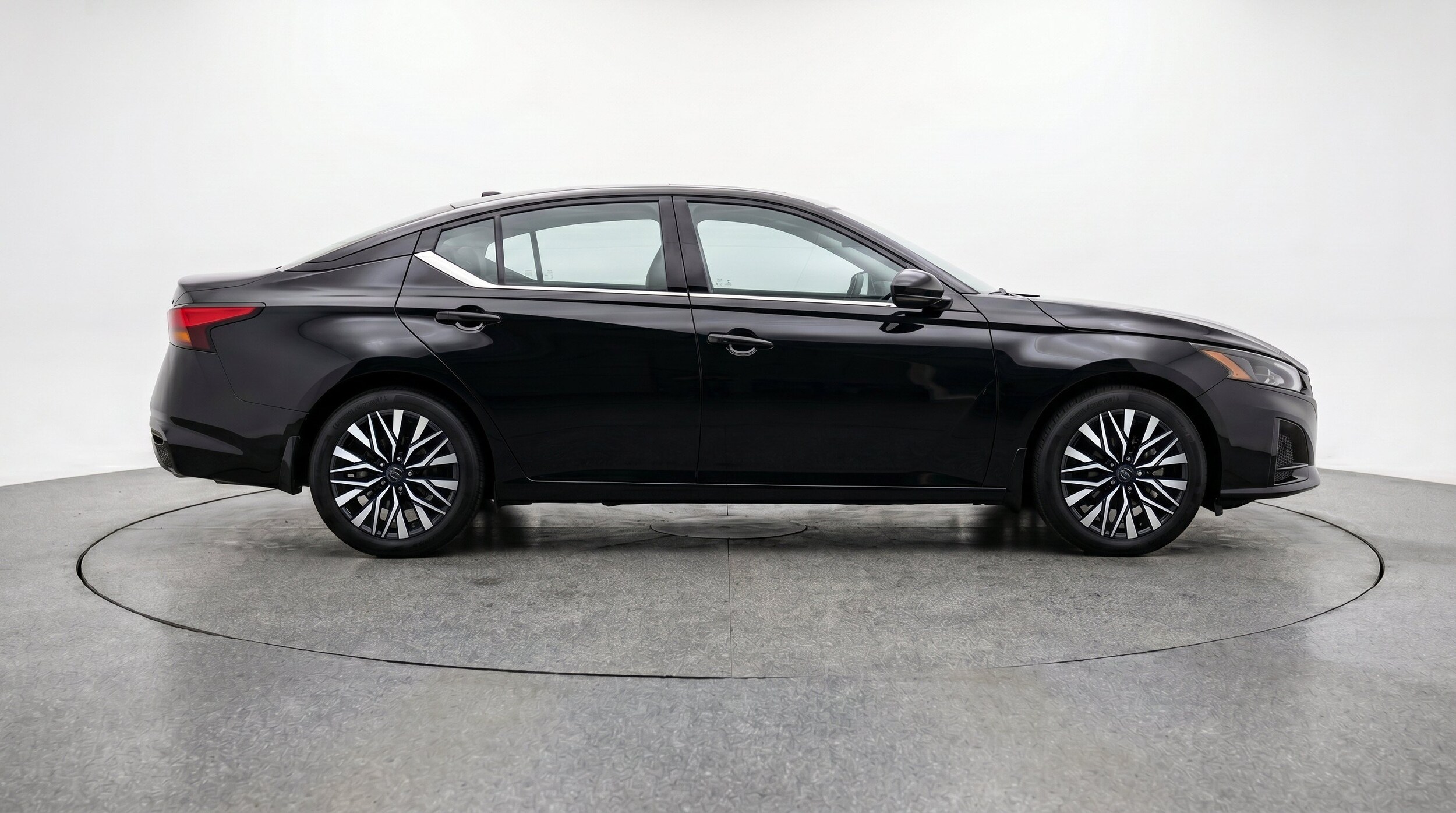Thumbnail: 2025 Nissan Altima - 11