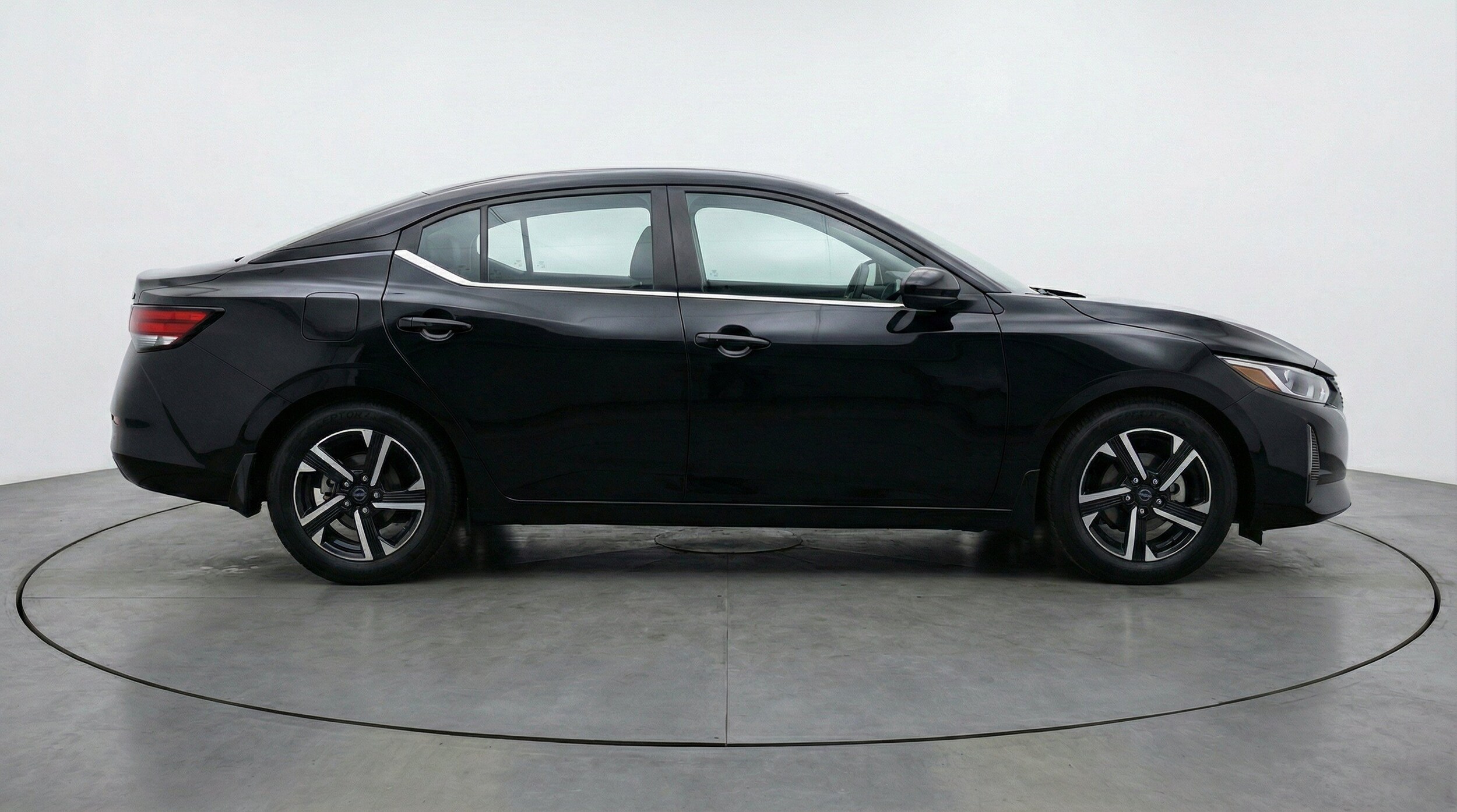 Thumbnail: 2025 Nissan Sentra - 11