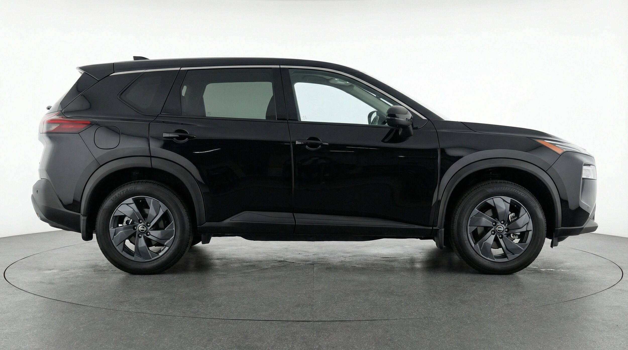 Thumbnail: 2025 Nissan Rogue - 11