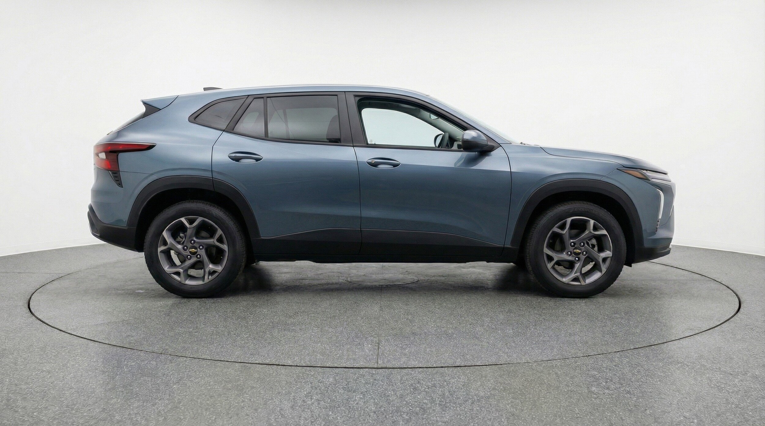 Thumbnail: 2025 Chevrolet Trax - 11