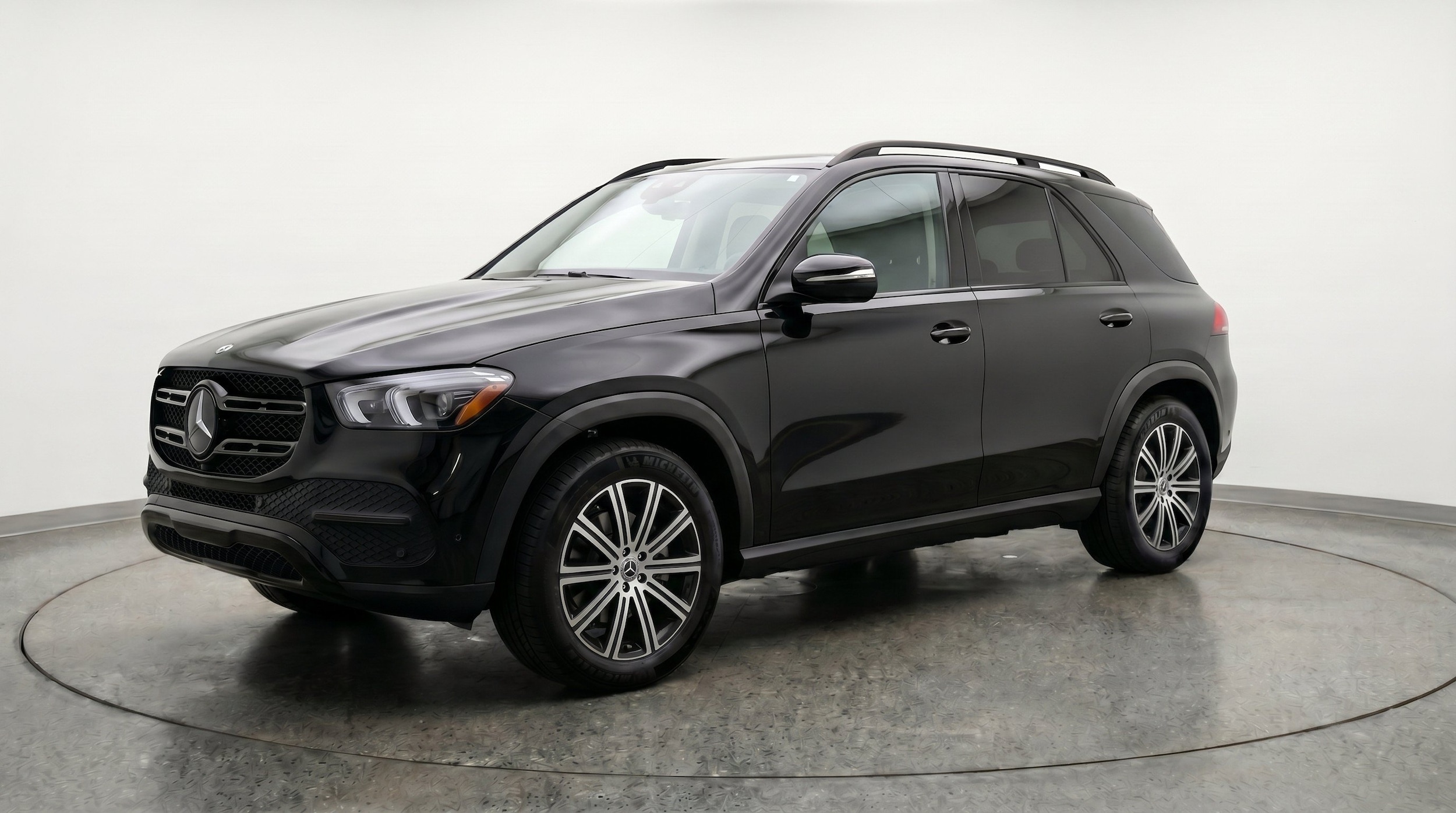 Thumbnail: 2026 Mercedes-Benz GLE - 3