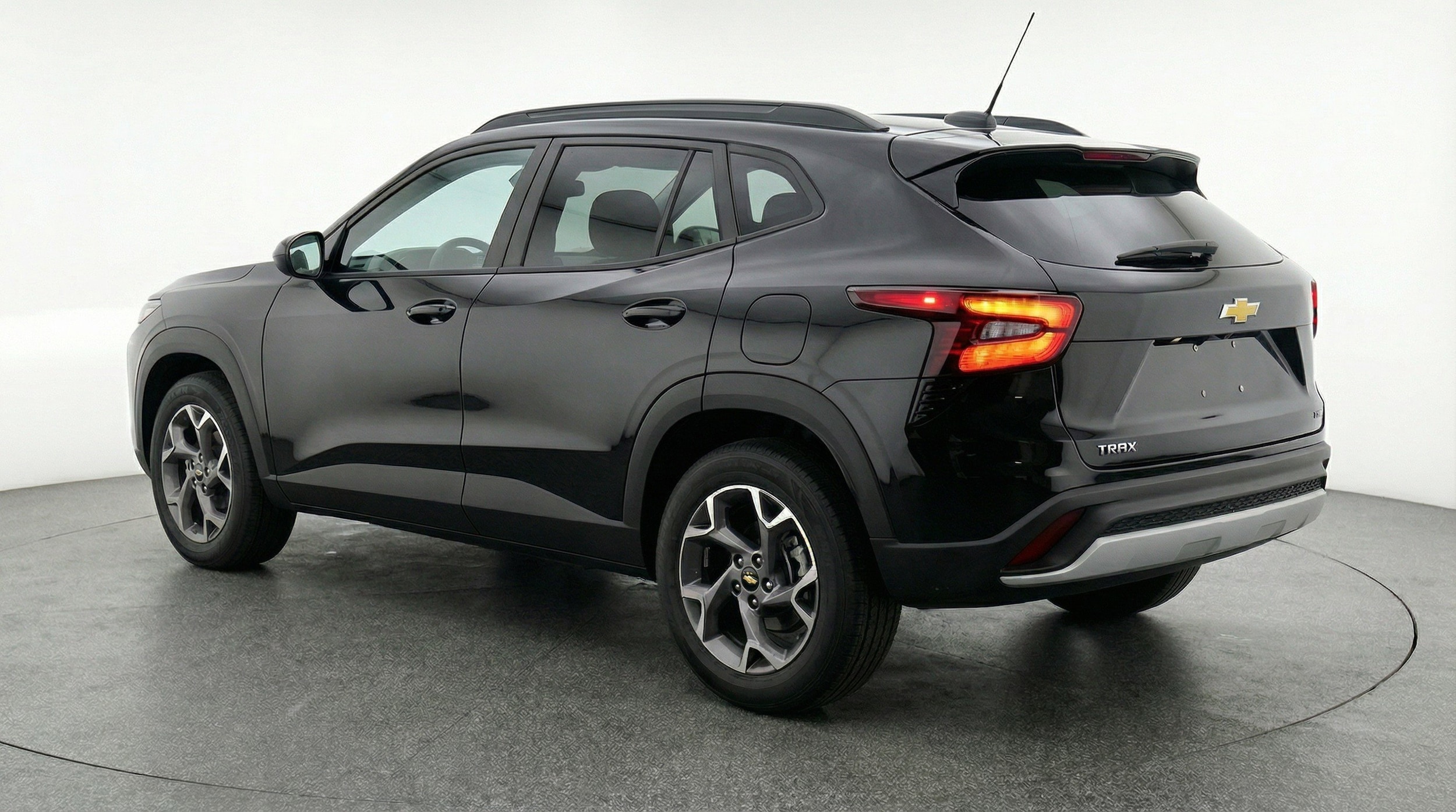 Thumbnail: 2025 Chevrolet Trax - 6