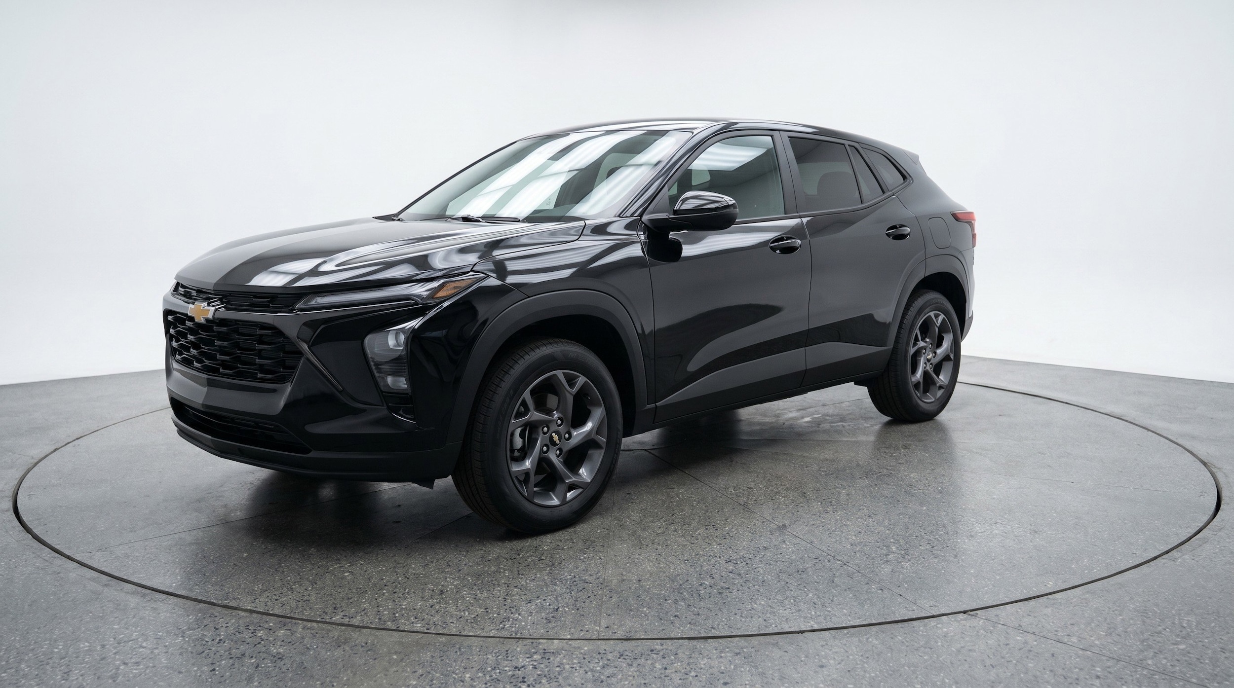 Thumbnail: 2025 Chevrolet Trax - 3