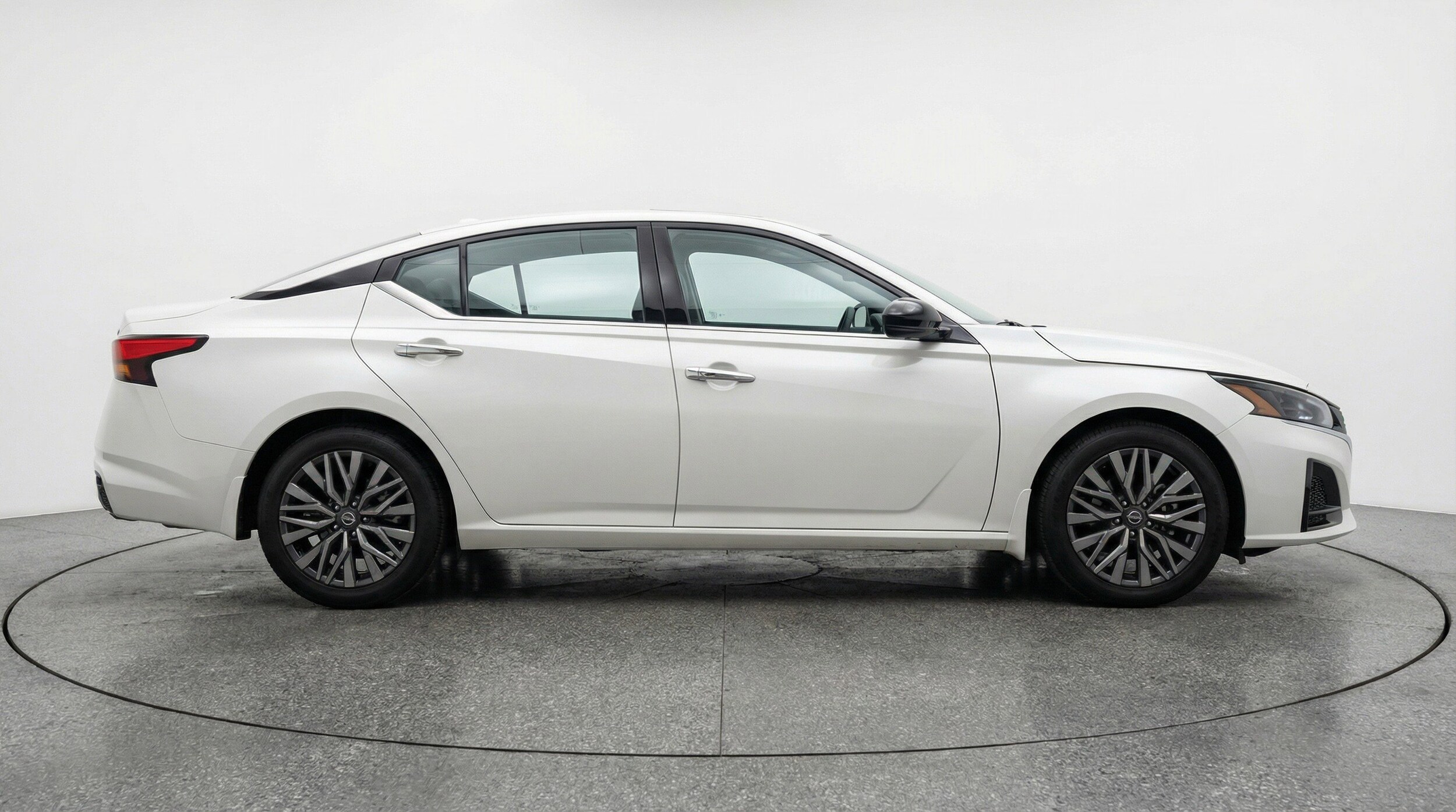 Thumbnail: 2025 Nissan Altima - 11