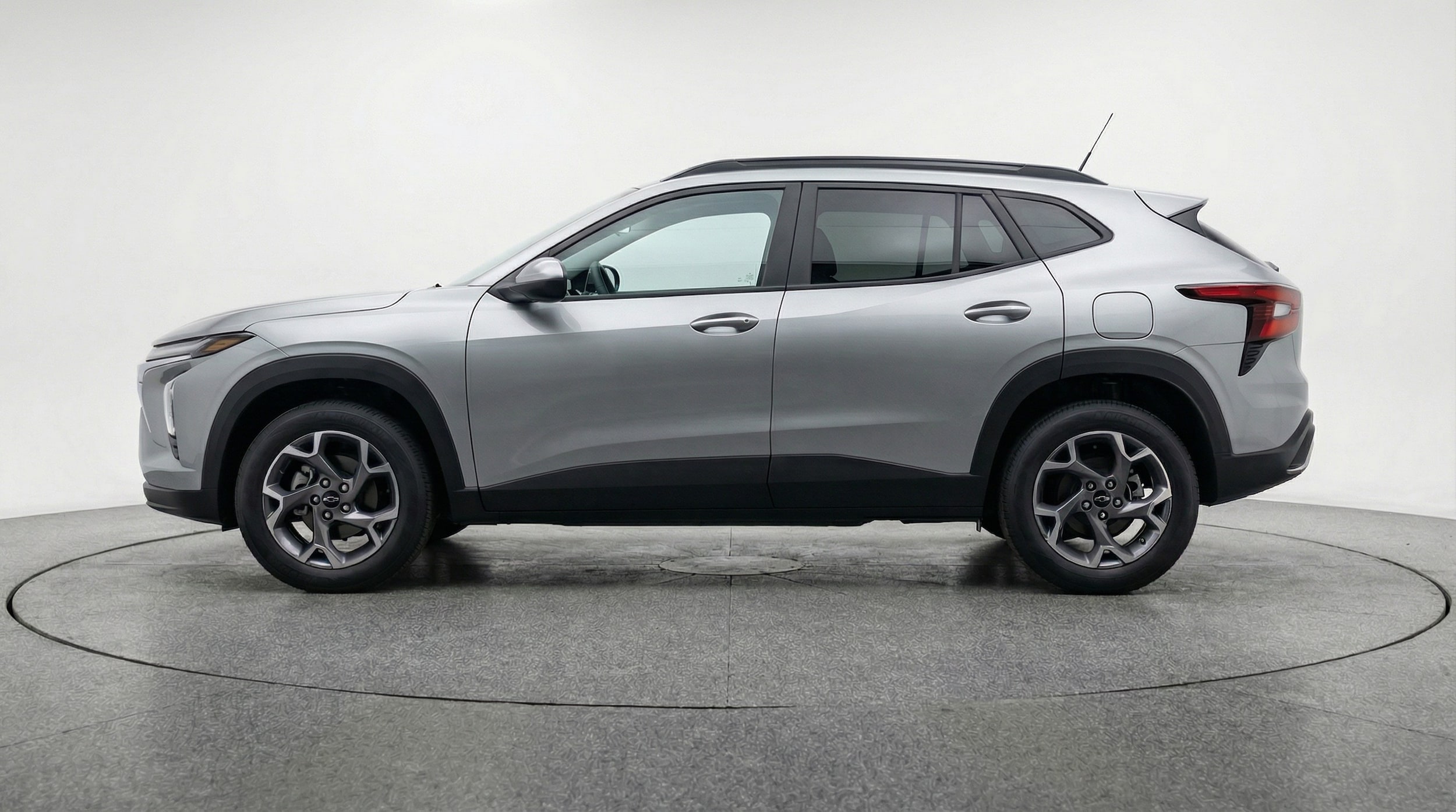 Thumbnail: 2025 Chevrolet Trax - 4