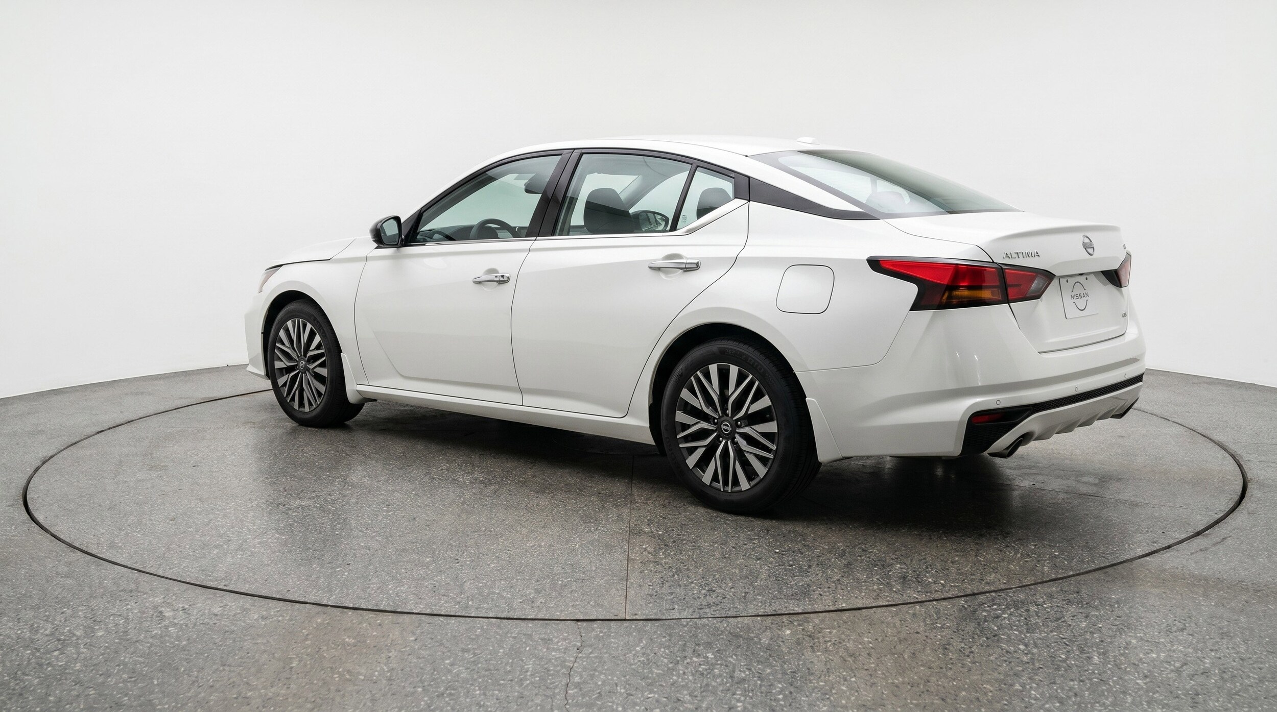 Thumbnail: 2025 Nissan Altima - 6