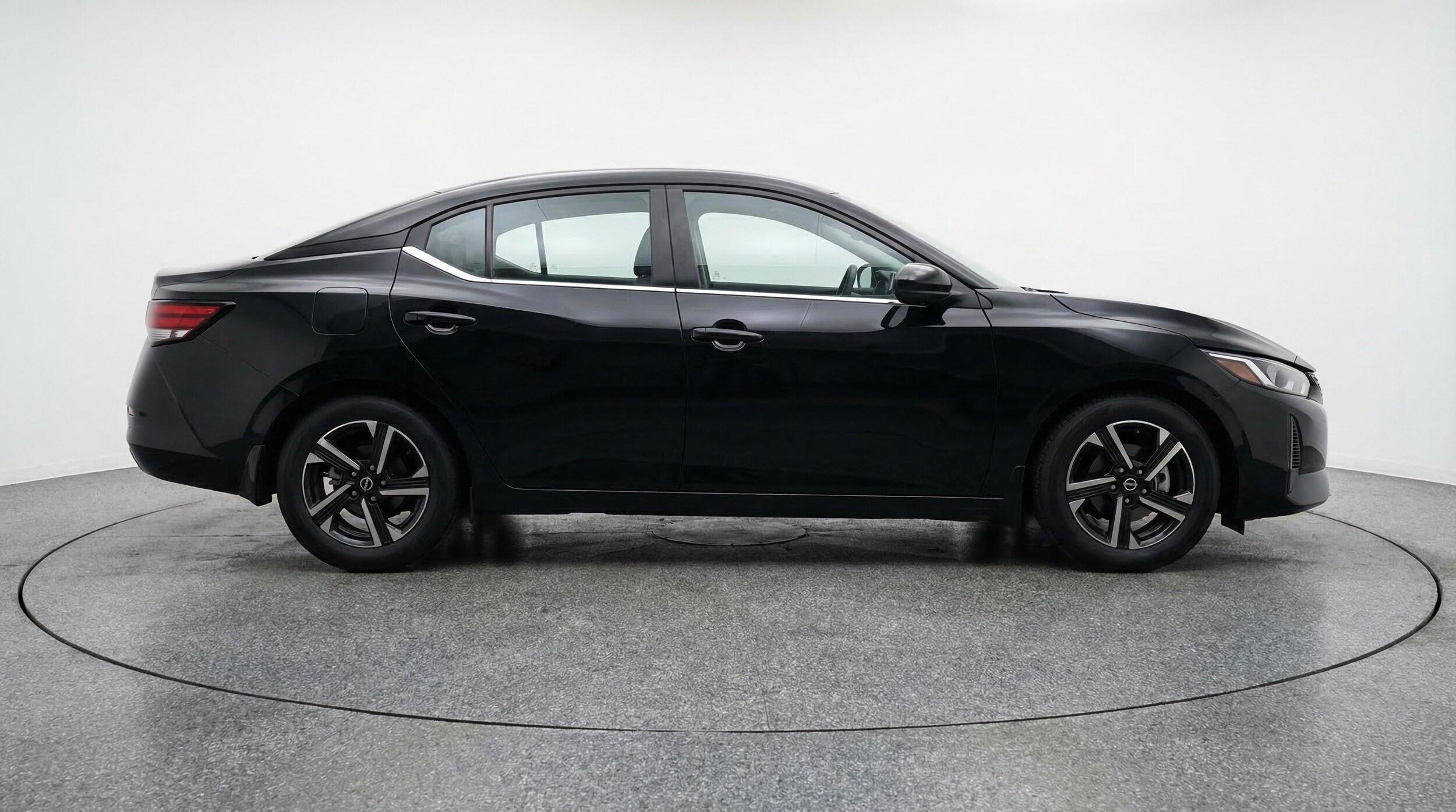 Thumbnail: 2025 Nissan Sentra - 11