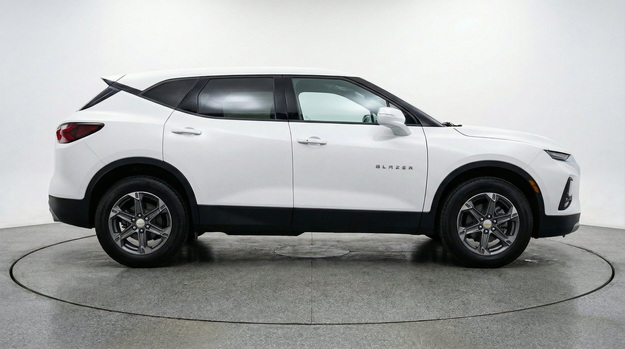 Thumbnail: 2026 Chevrolet Blazer - 10