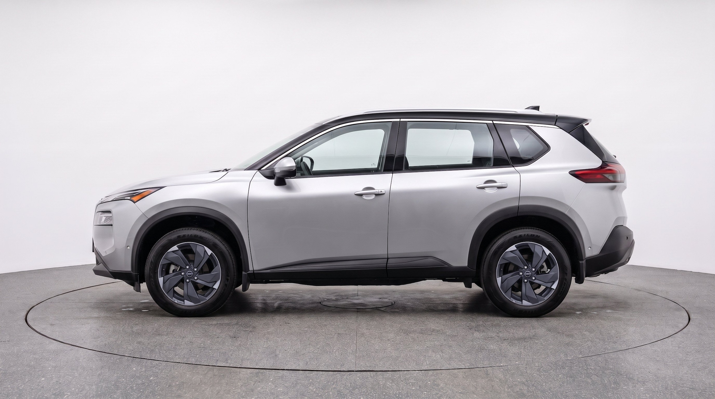 Thumbnail: 2025 Nissan Rogue - 5
