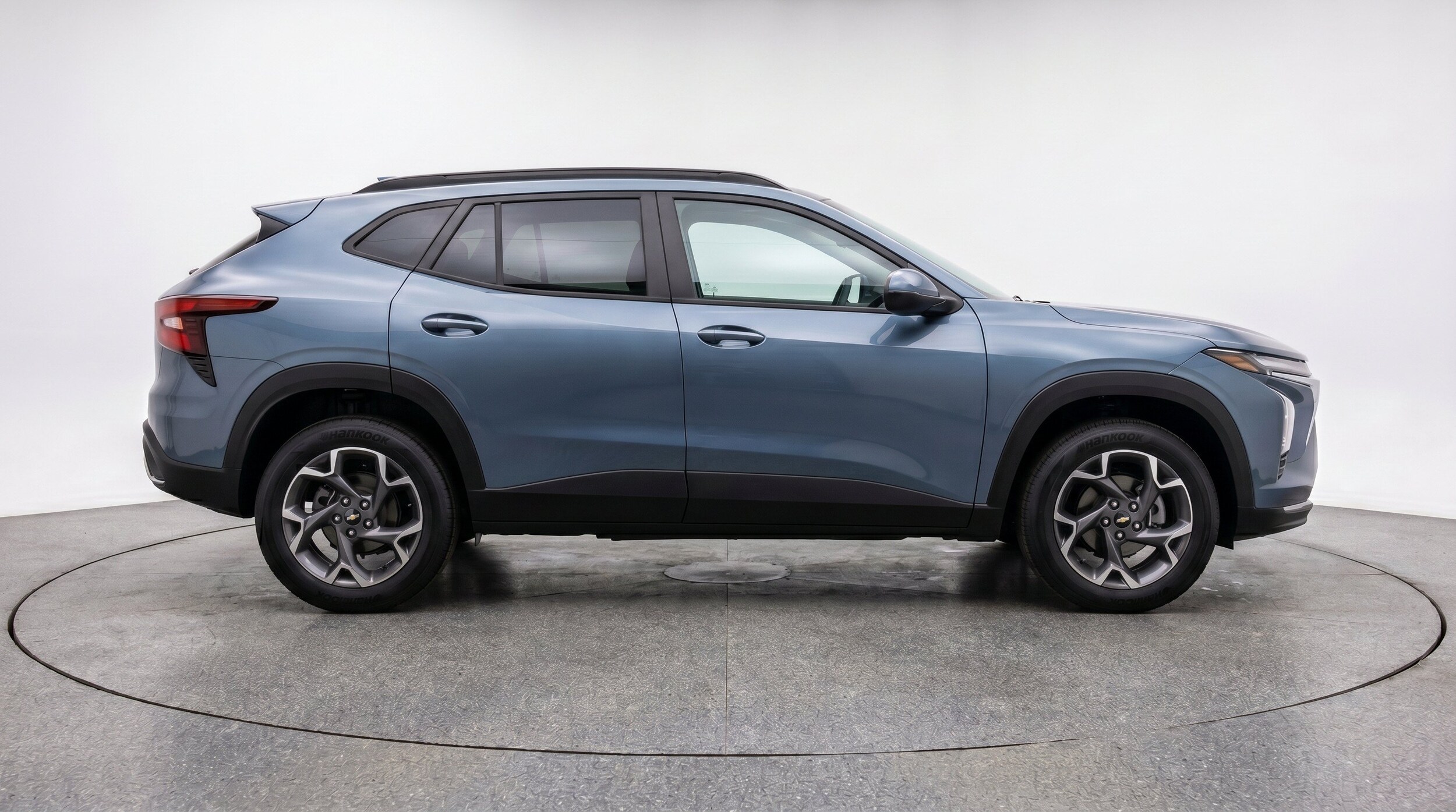 Thumbnail: 2025 Chevrolet Trax - 11
