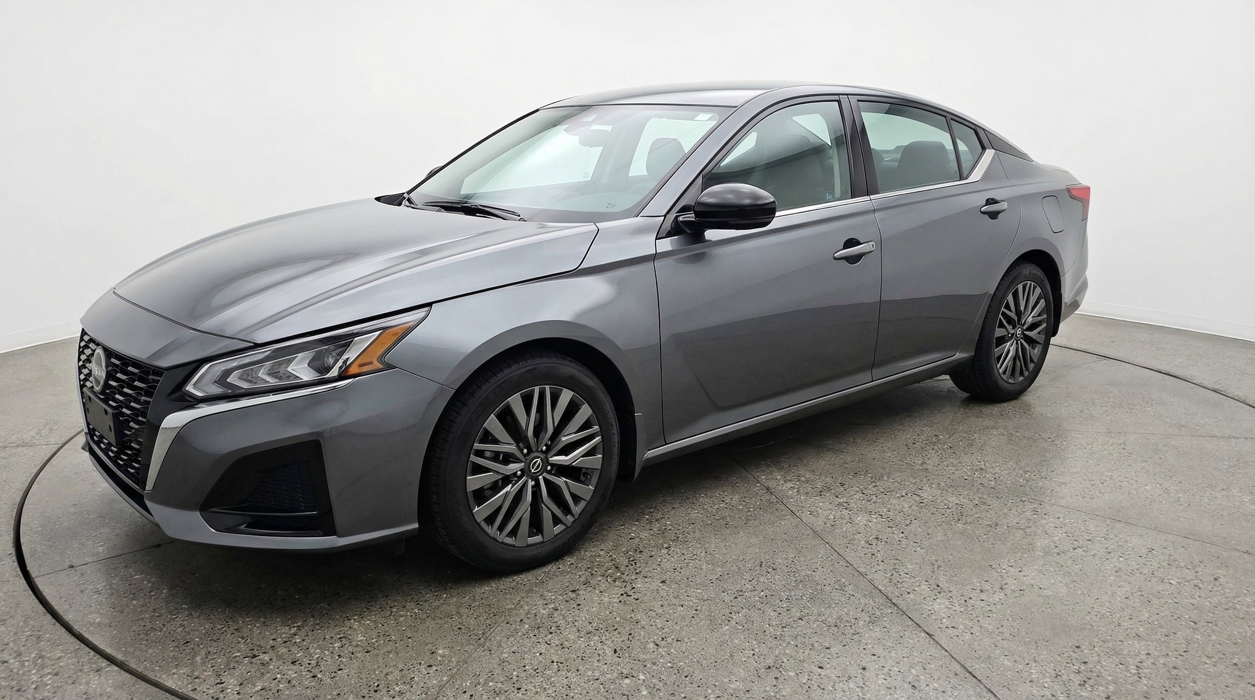 Thumbnail: 2025 Nissan Altima - 3