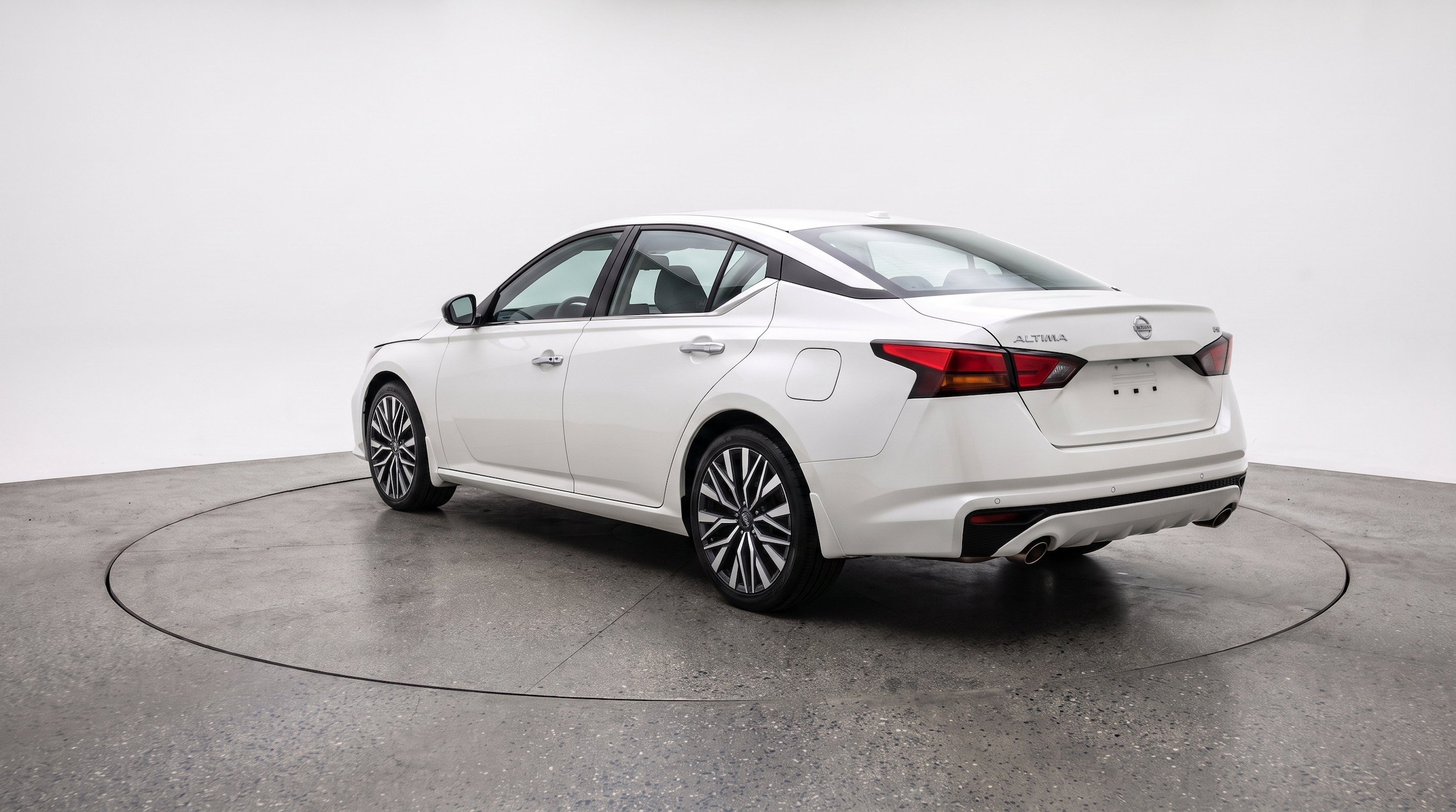 Thumbnail: 2025 Nissan Altima - 6