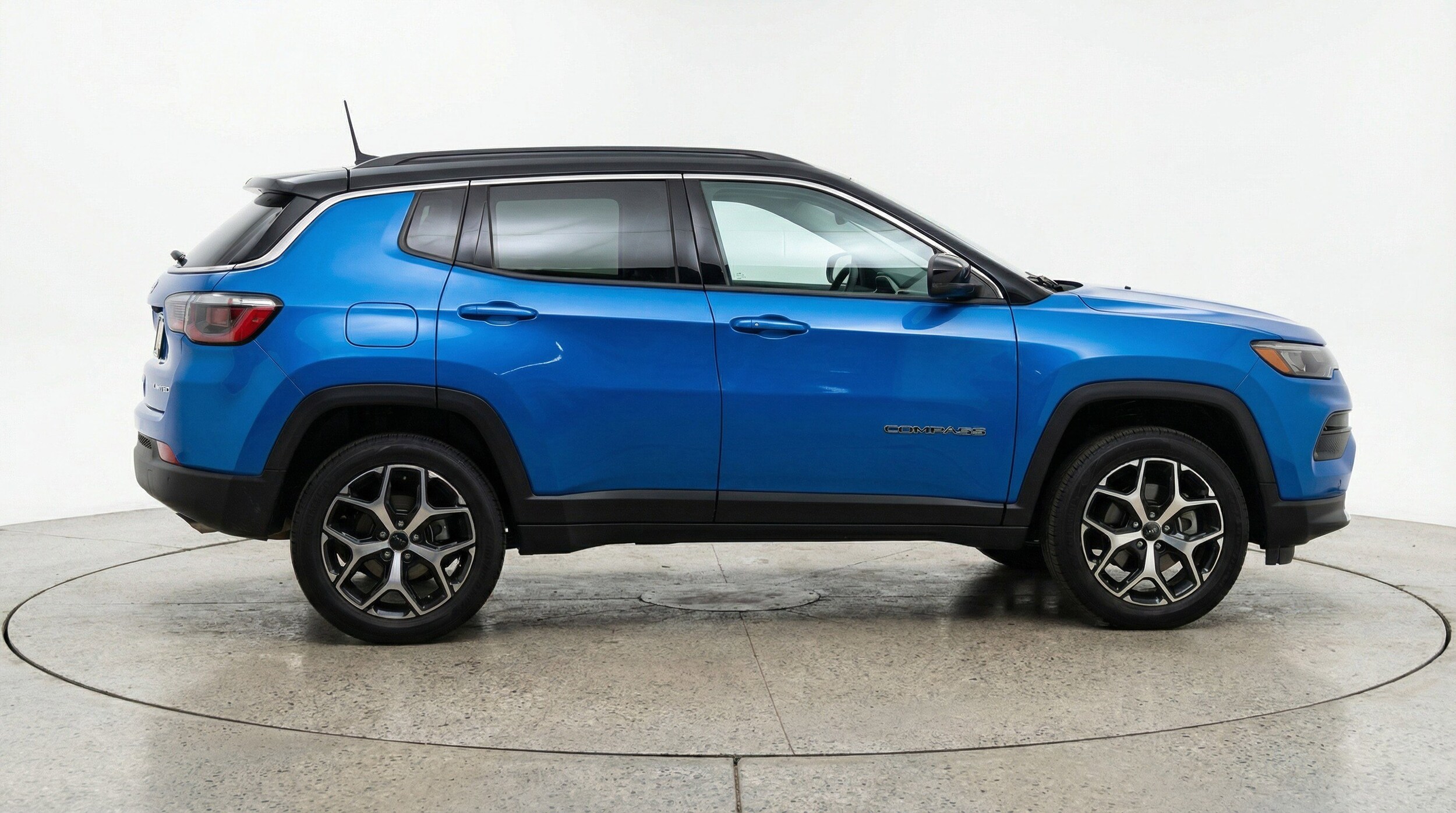 Thumbnail: 2025 Jeep Compass - 11