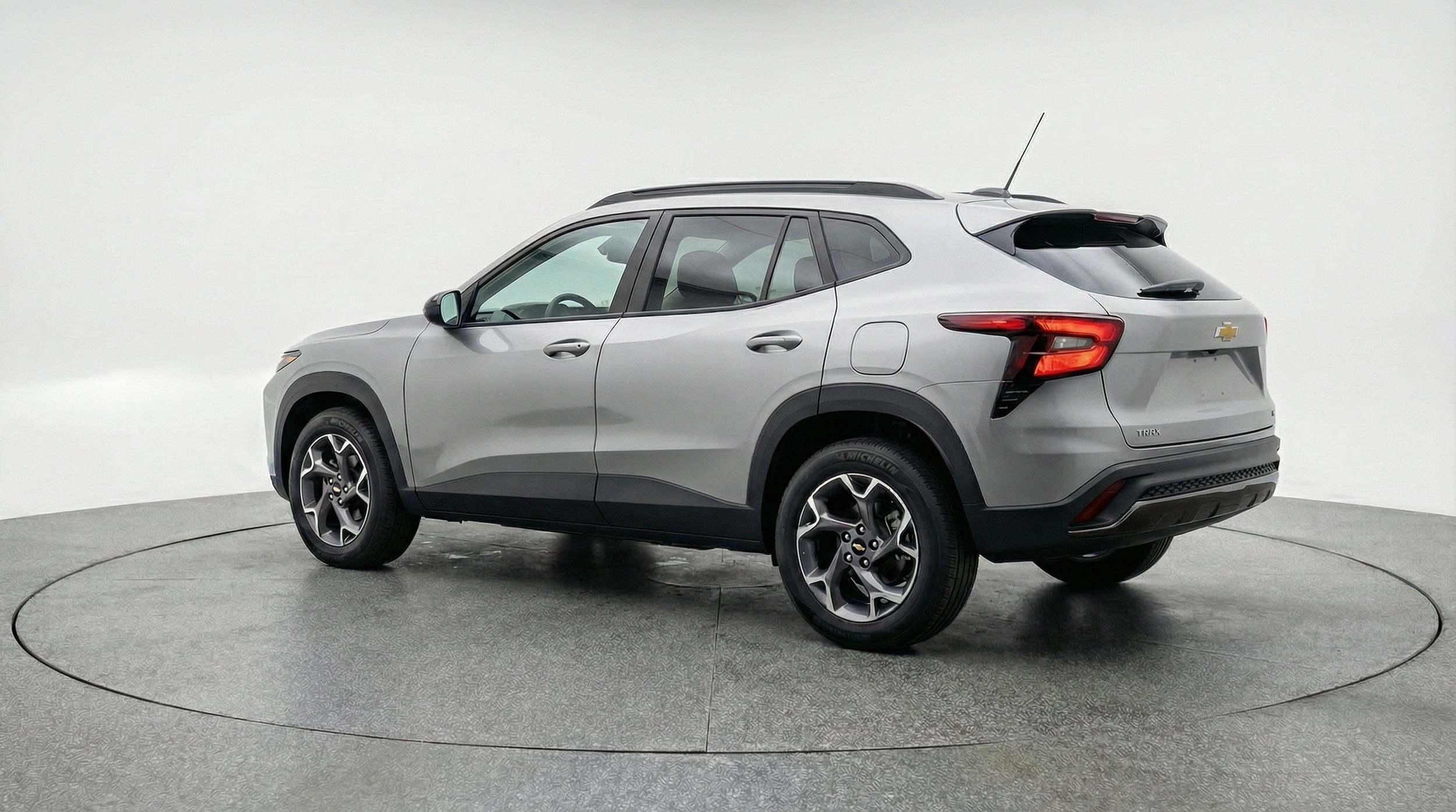 Thumbnail: 2025 Chevrolet Trax - 6