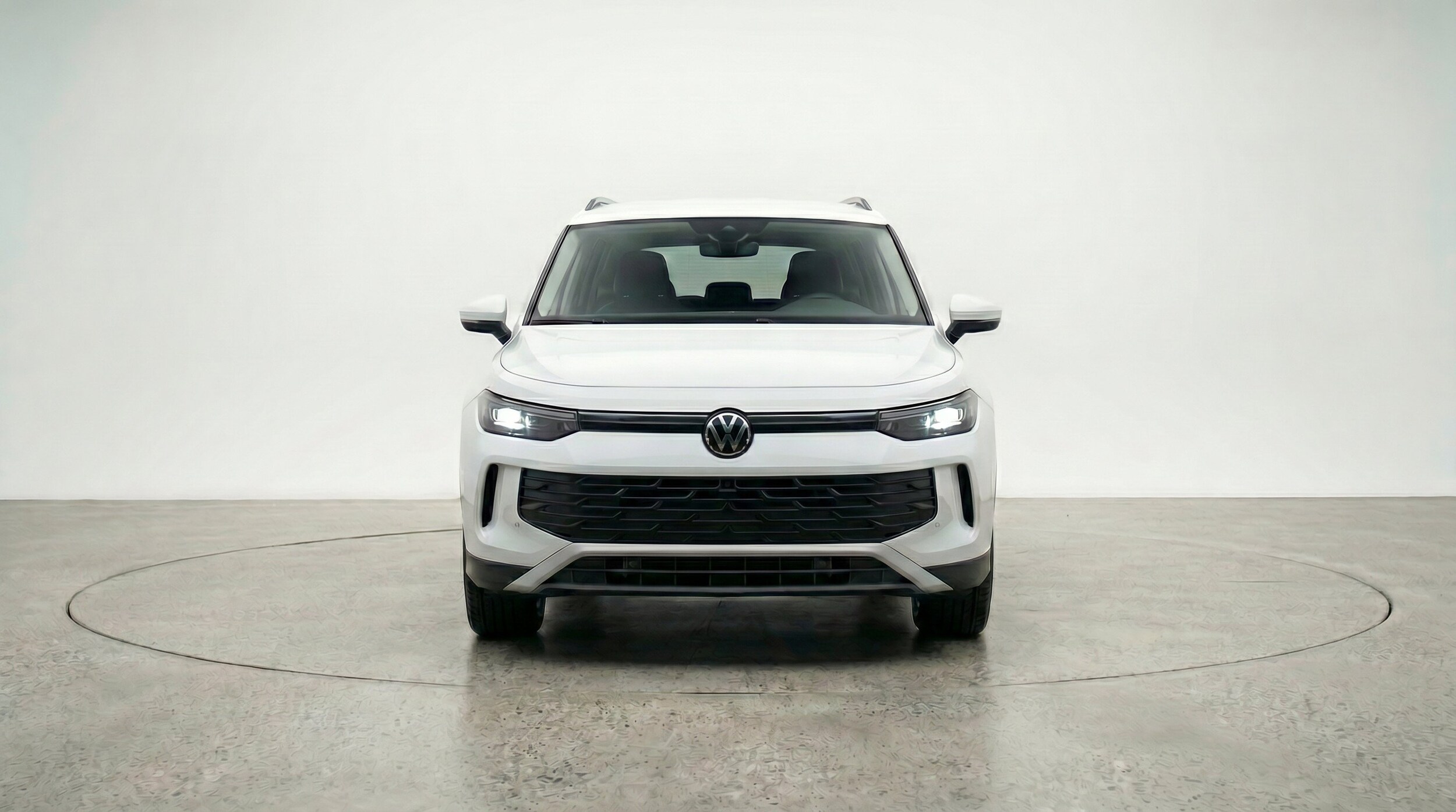 Thumbnail: 2026 Volkswagen Tiguan - 2