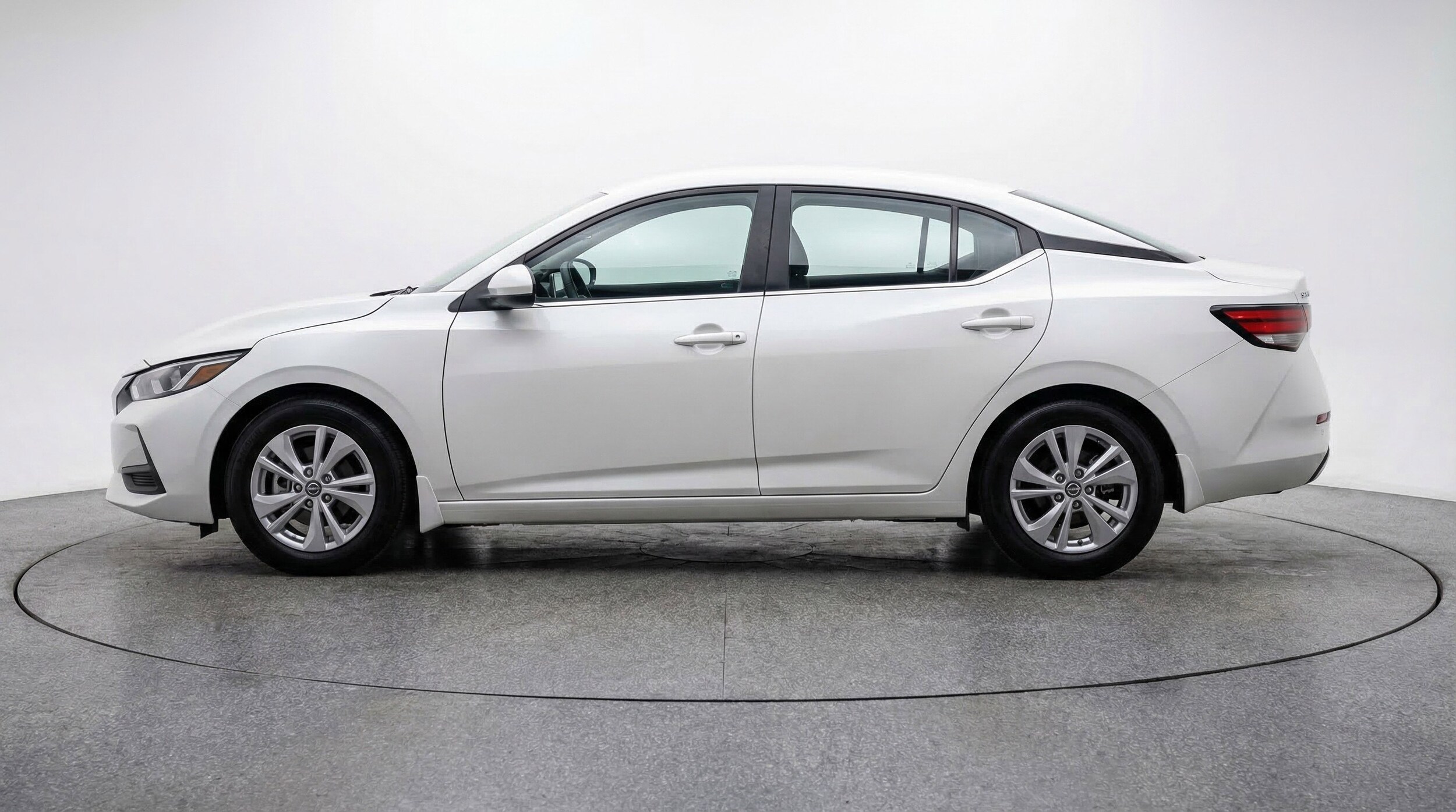 Thumbnail: 2025 Nissan Sentra - 5