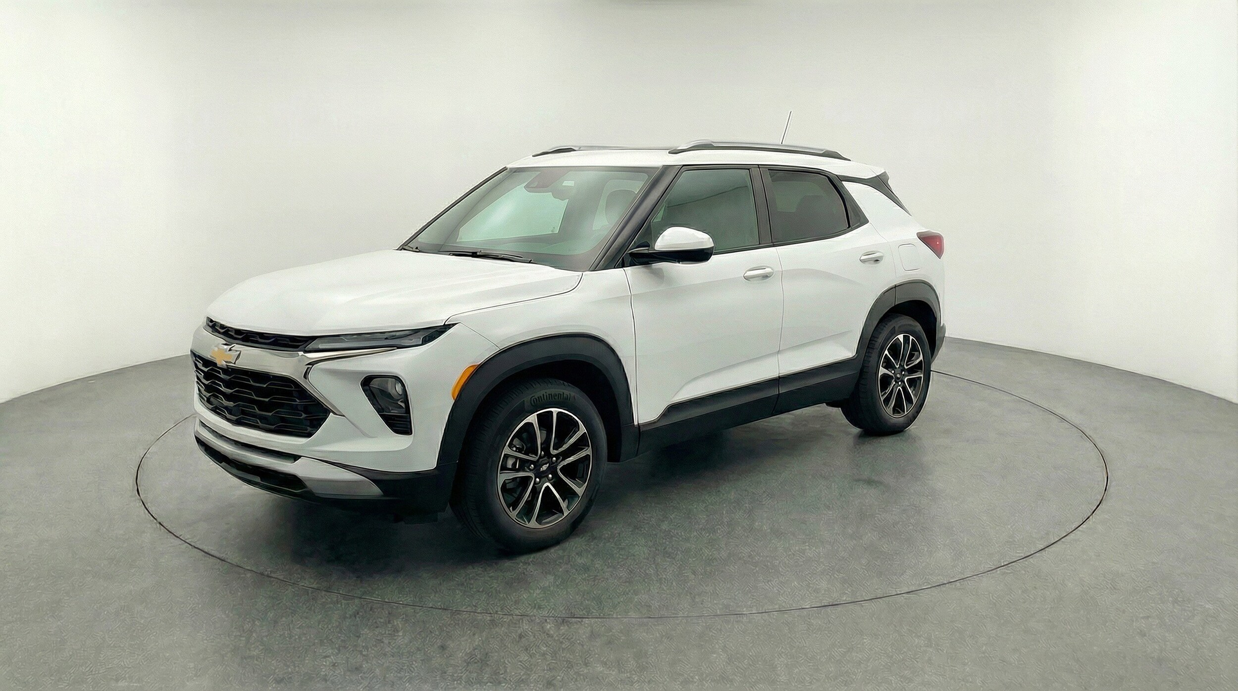 Thumbnail: 2025 Chevrolet TrailBlazer - 3