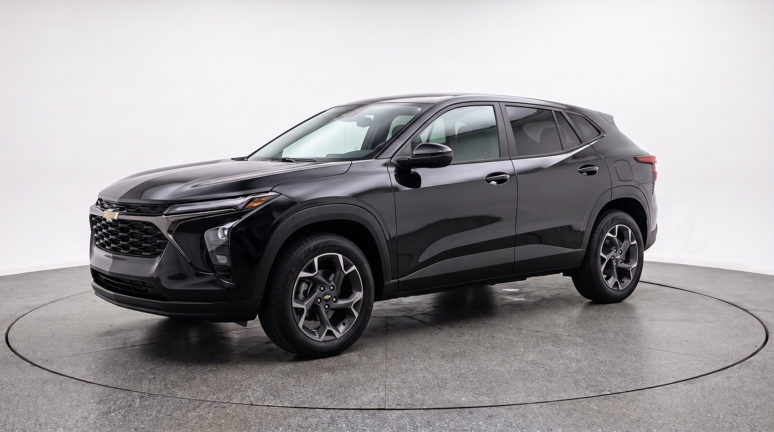 Thumbnail: 2025 Chevrolet Trax - 3
