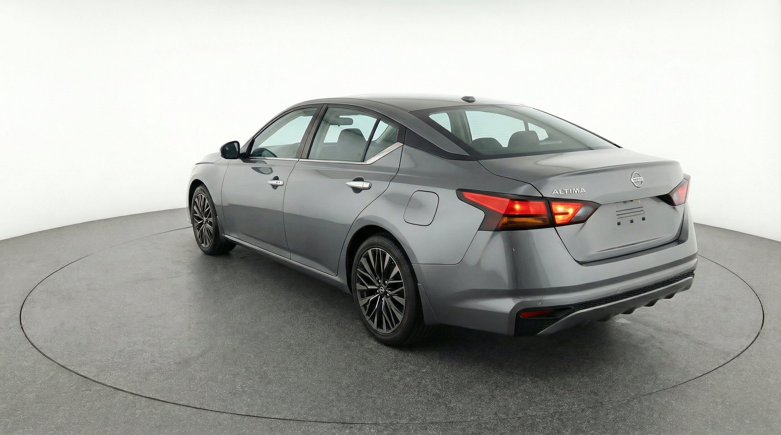 Thumbnail: 2025 Nissan Altima - 6