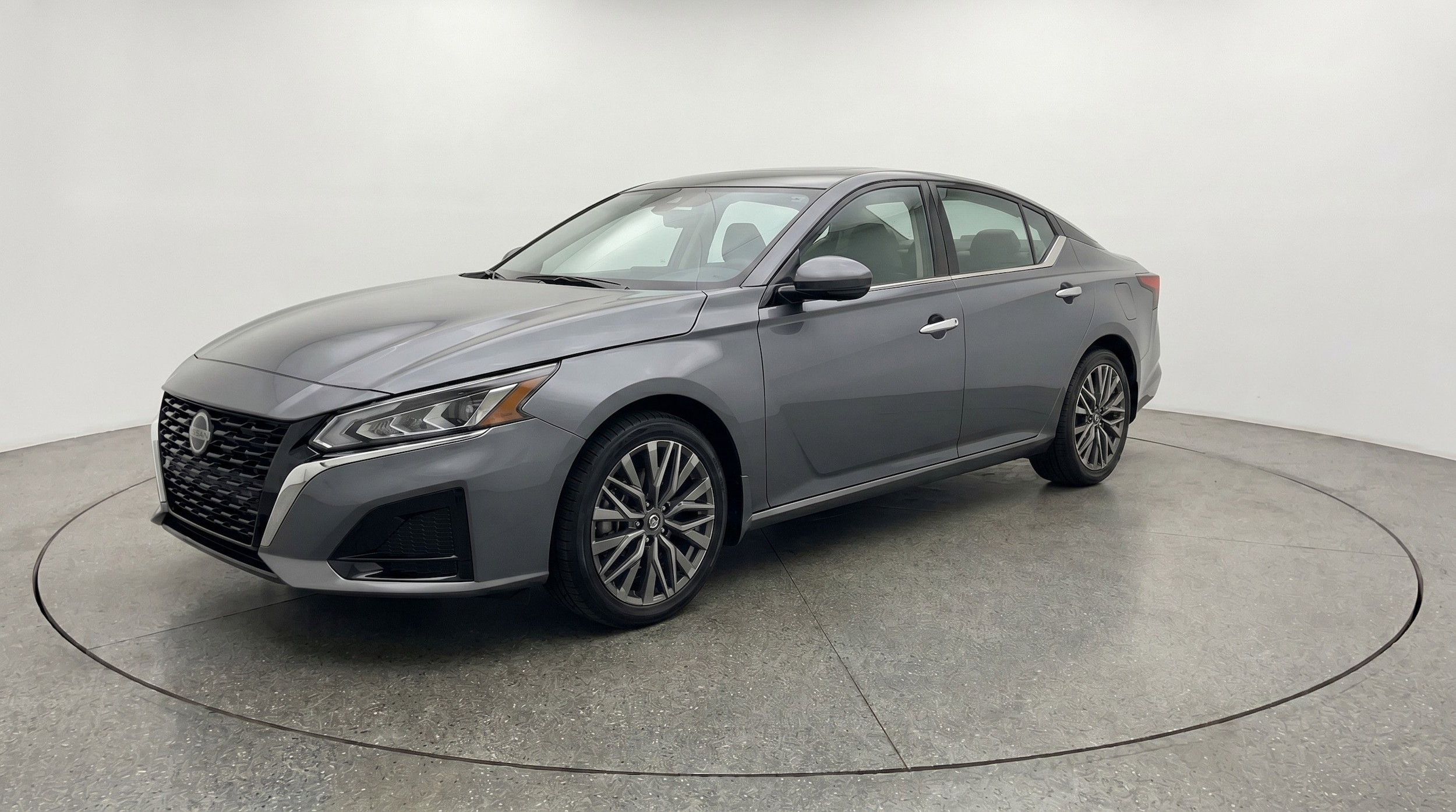 Thumbnail: 2025 Nissan Altima - 3