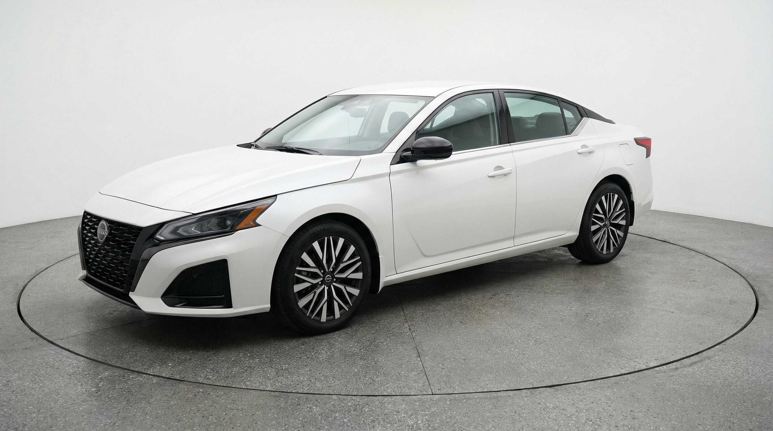 Thumbnail: 2025 Nissan Altima - 3