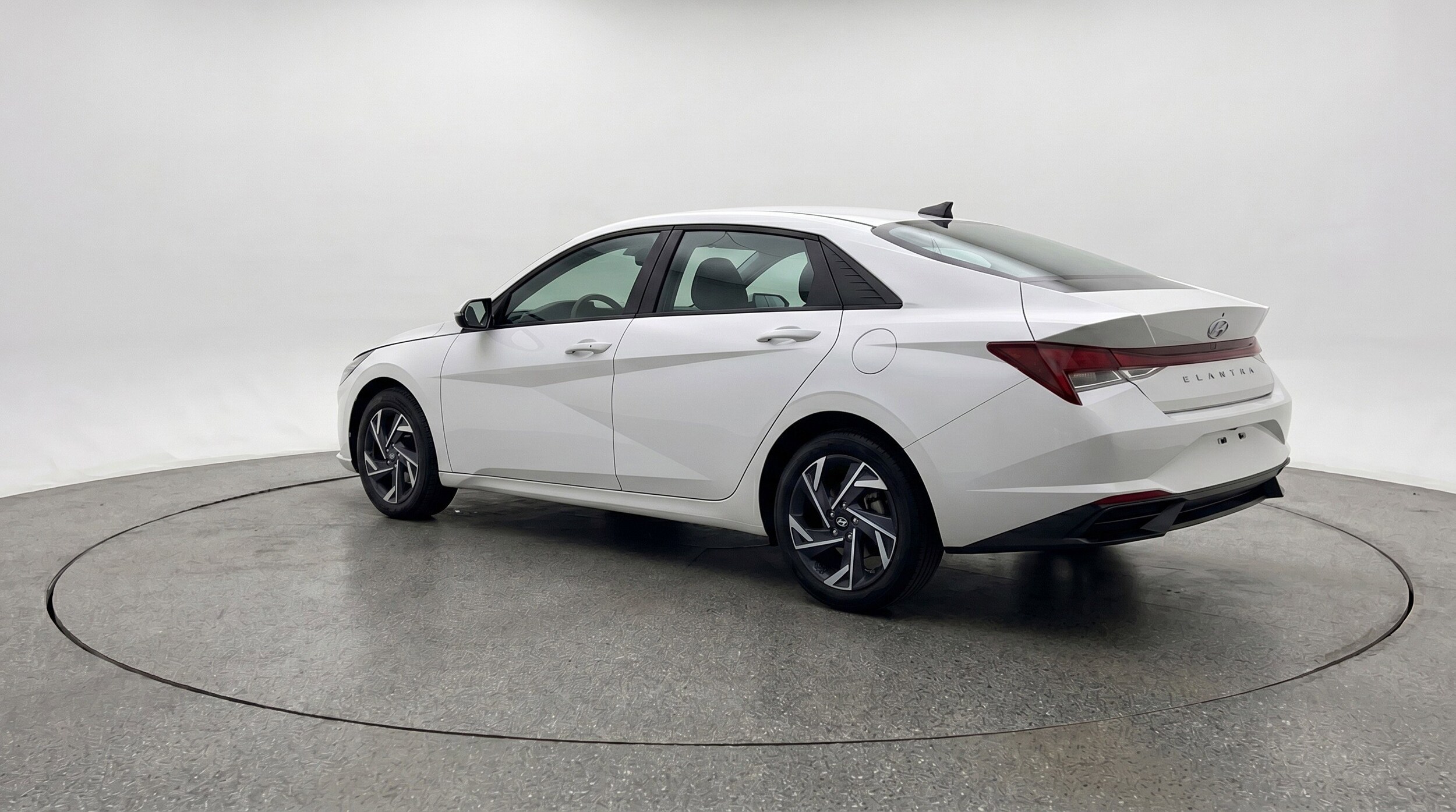 Thumbnail: 2025 Hyundai Elantra - 6