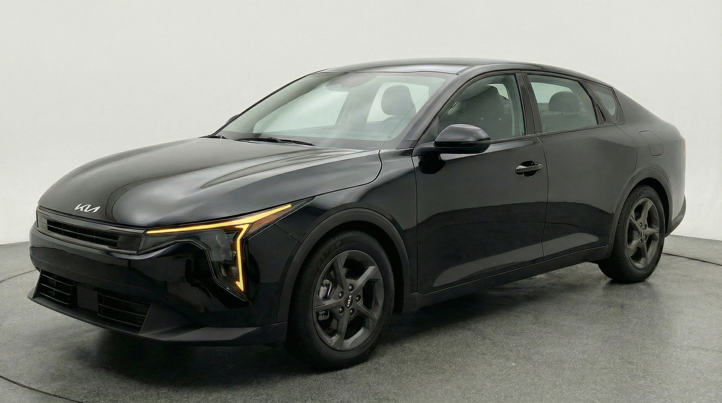 Thumbnail: 2025 Kia K4 - 3