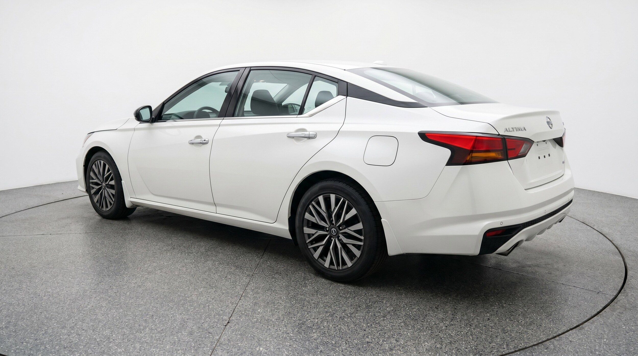 Thumbnail: 2025 Nissan Altima - 6