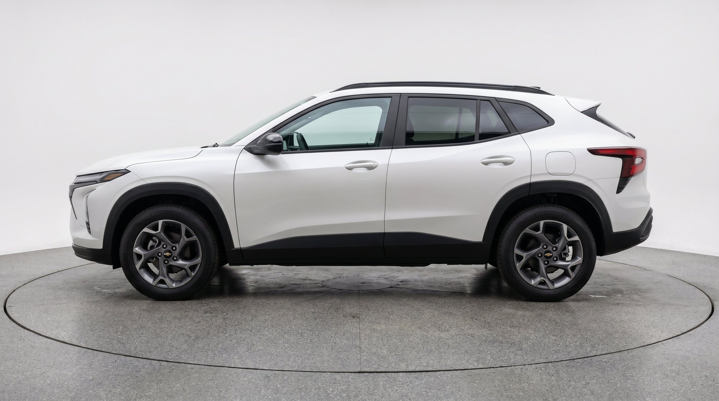 Thumbnail: 2025 Chevrolet Trax - 5