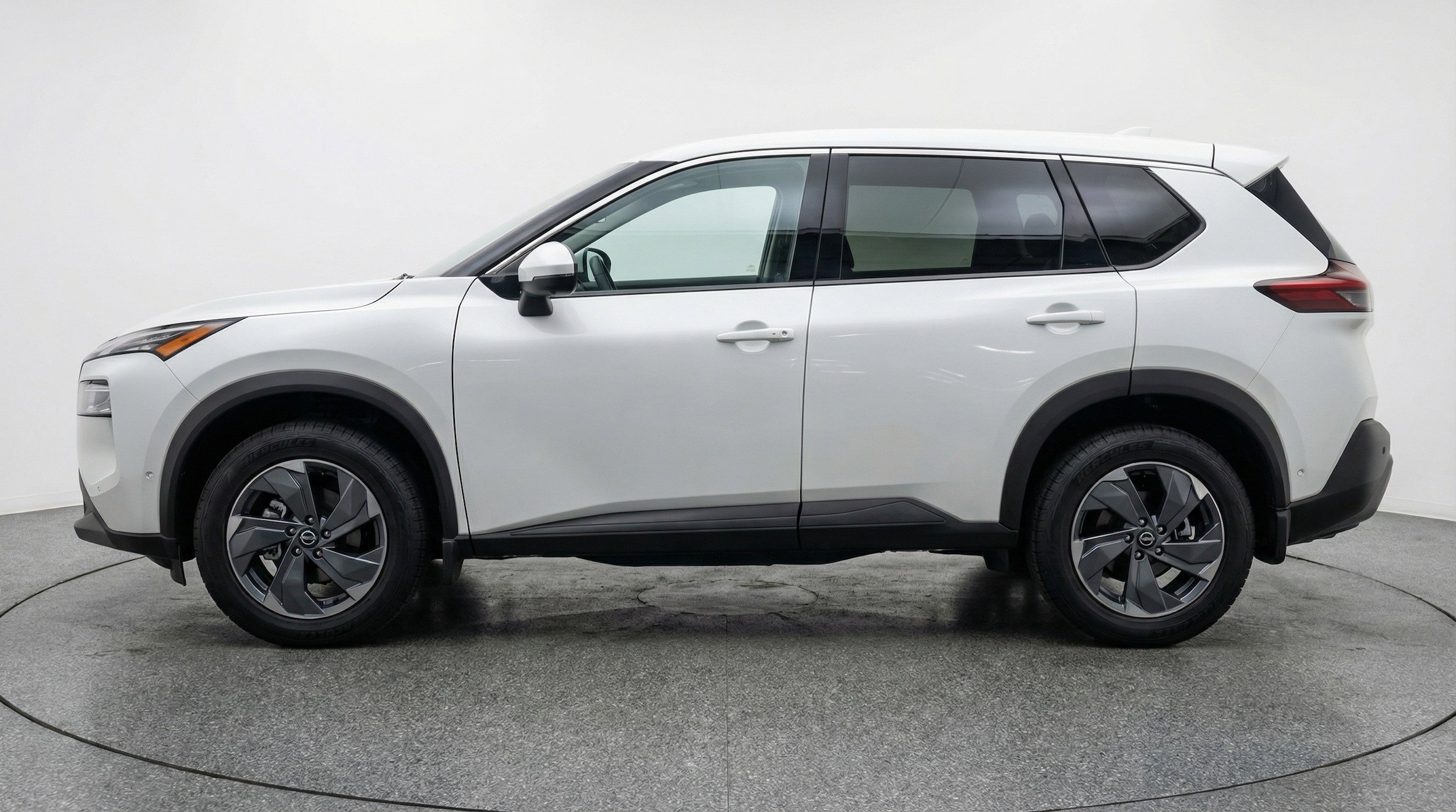 Thumbnail: 2025 Nissan Rogue - 5