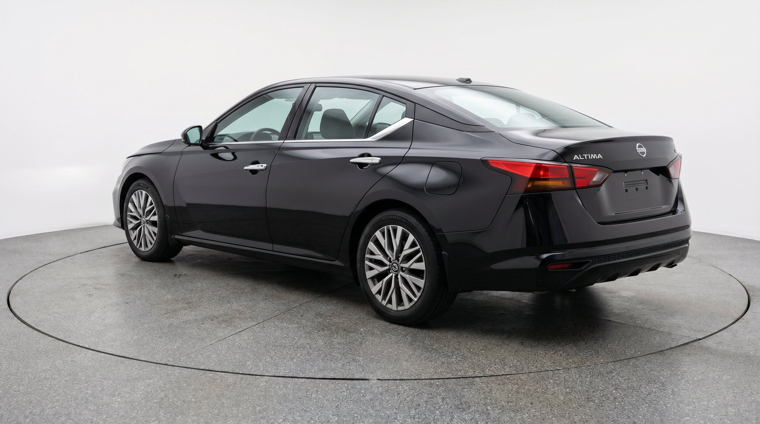 Thumbnail: 2025 Nissan Altima - 6