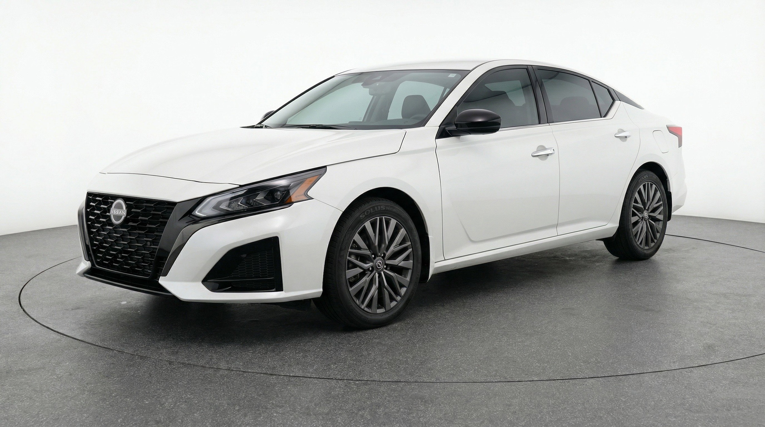 Thumbnail: 2025 Nissan Altima - 3