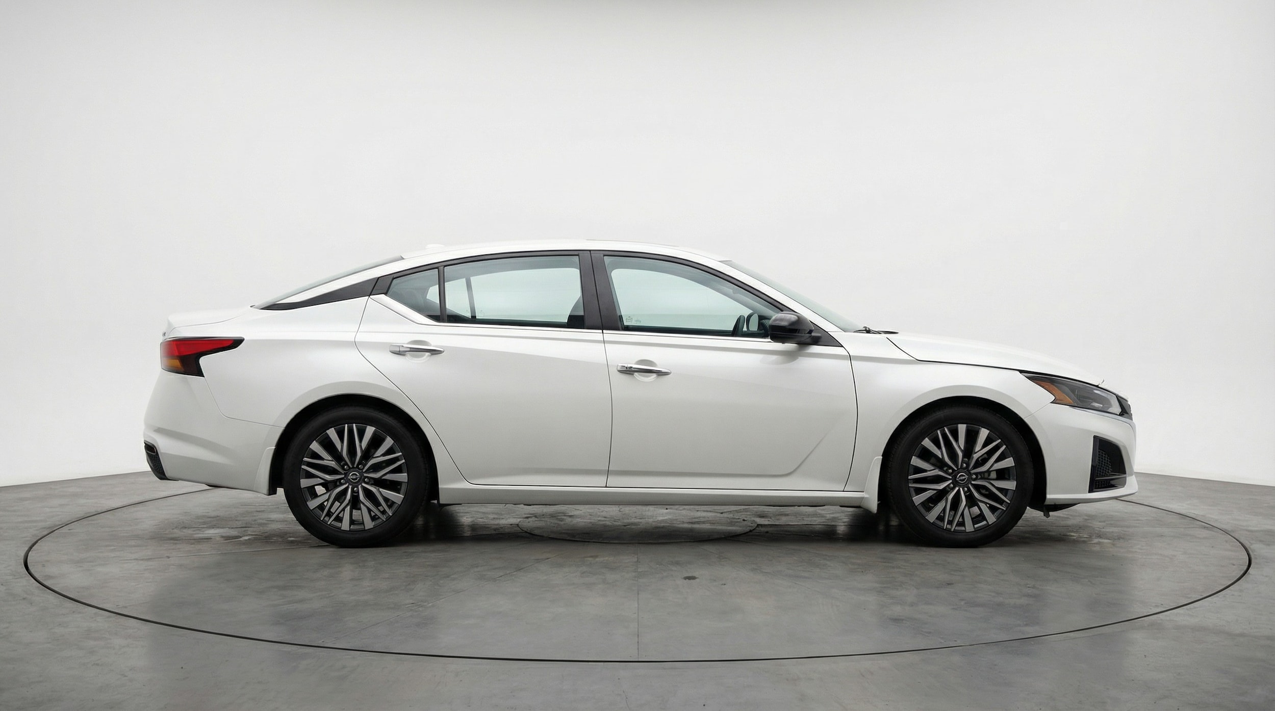 Thumbnail: 2025 Nissan Altima - 8