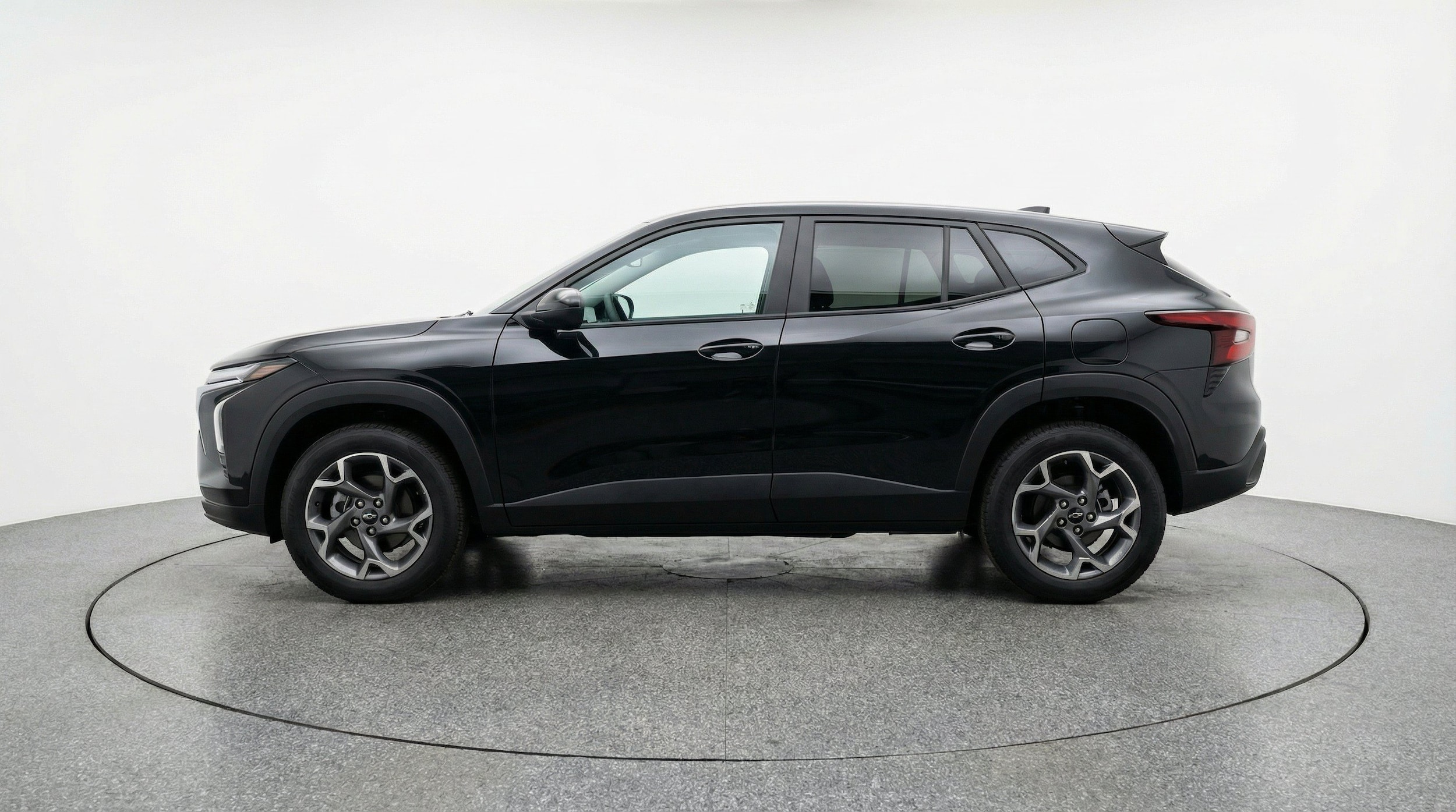 Thumbnail: 2025 Chevrolet Trax - 5