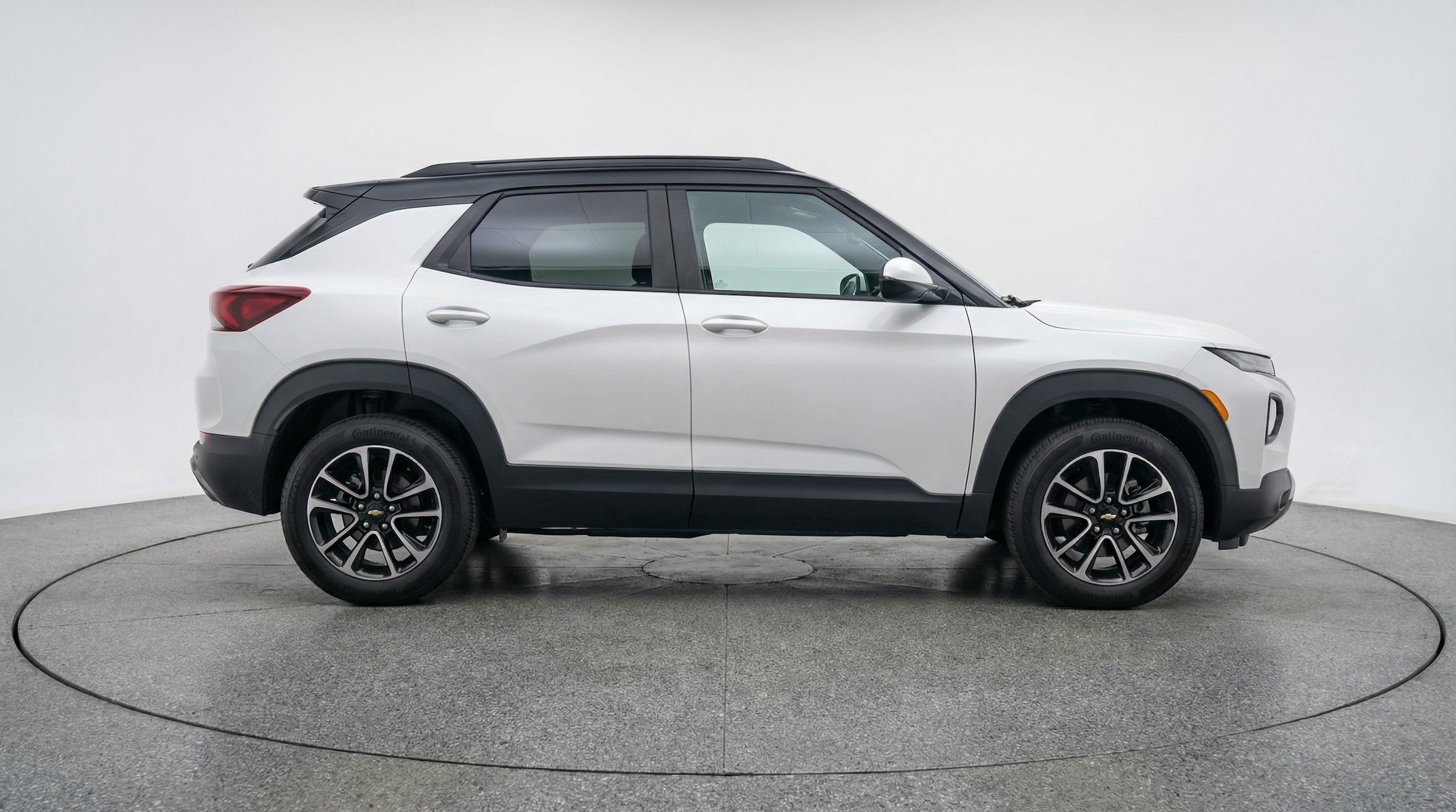 Thumbnail: 2025 Chevrolet TrailBlazer - 11