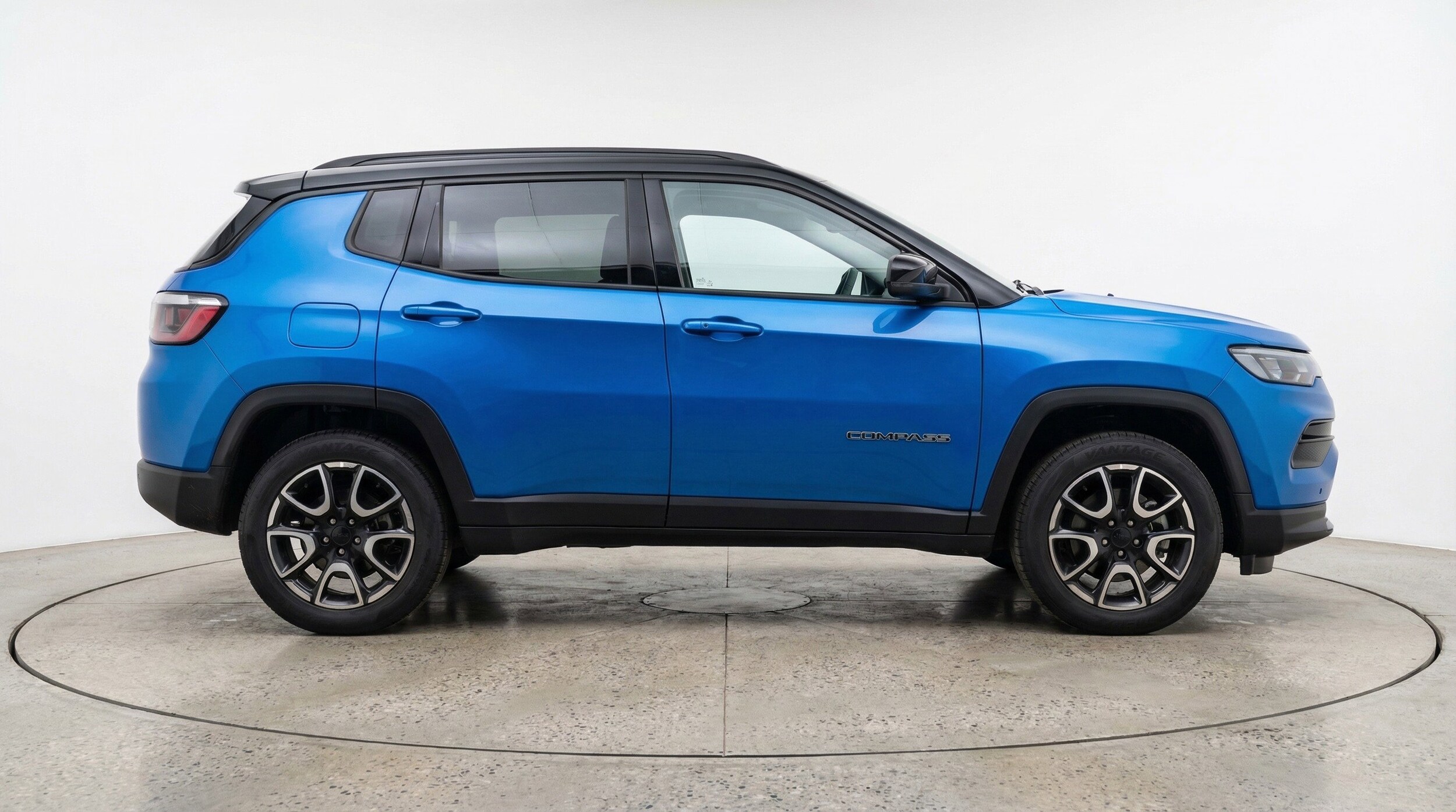 Thumbnail: 2025 Jeep Compass - 11