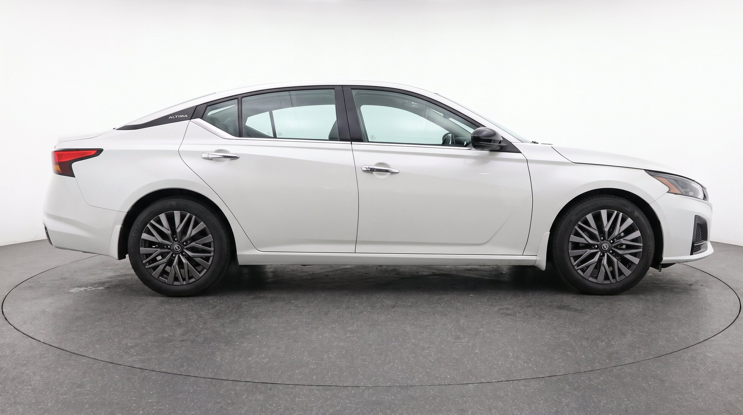 Thumbnail: 2025 Nissan Altima - 11