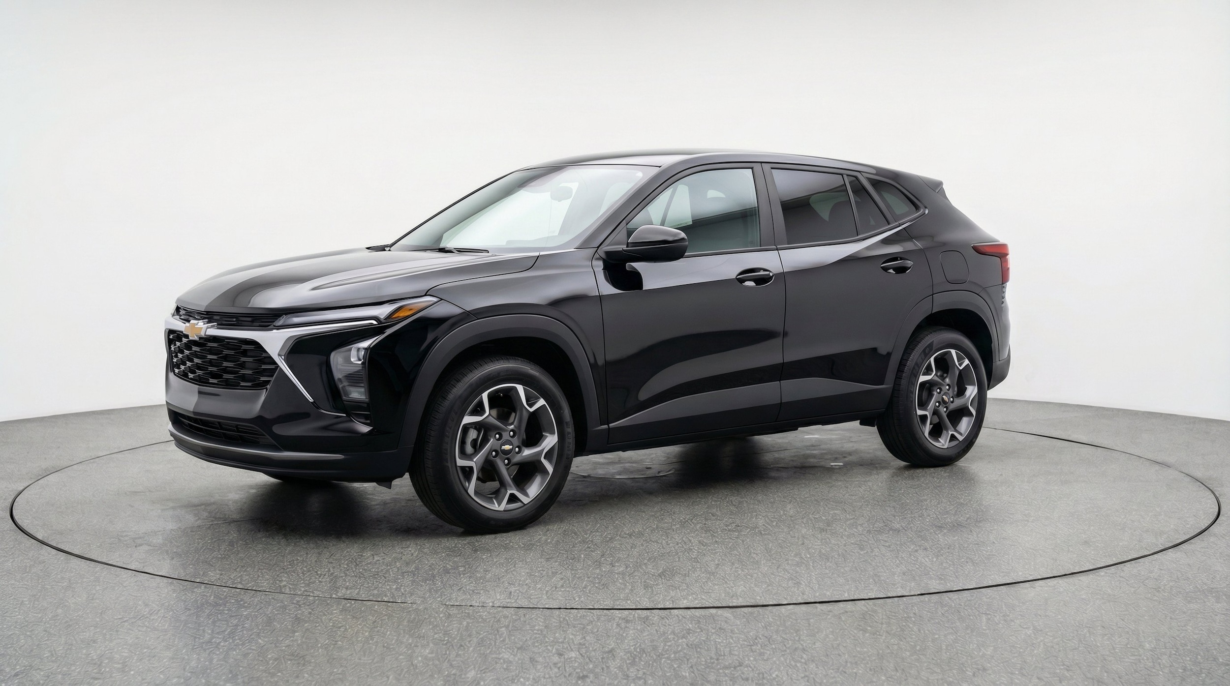 Thumbnail: 2025 Chevrolet Trax - 3