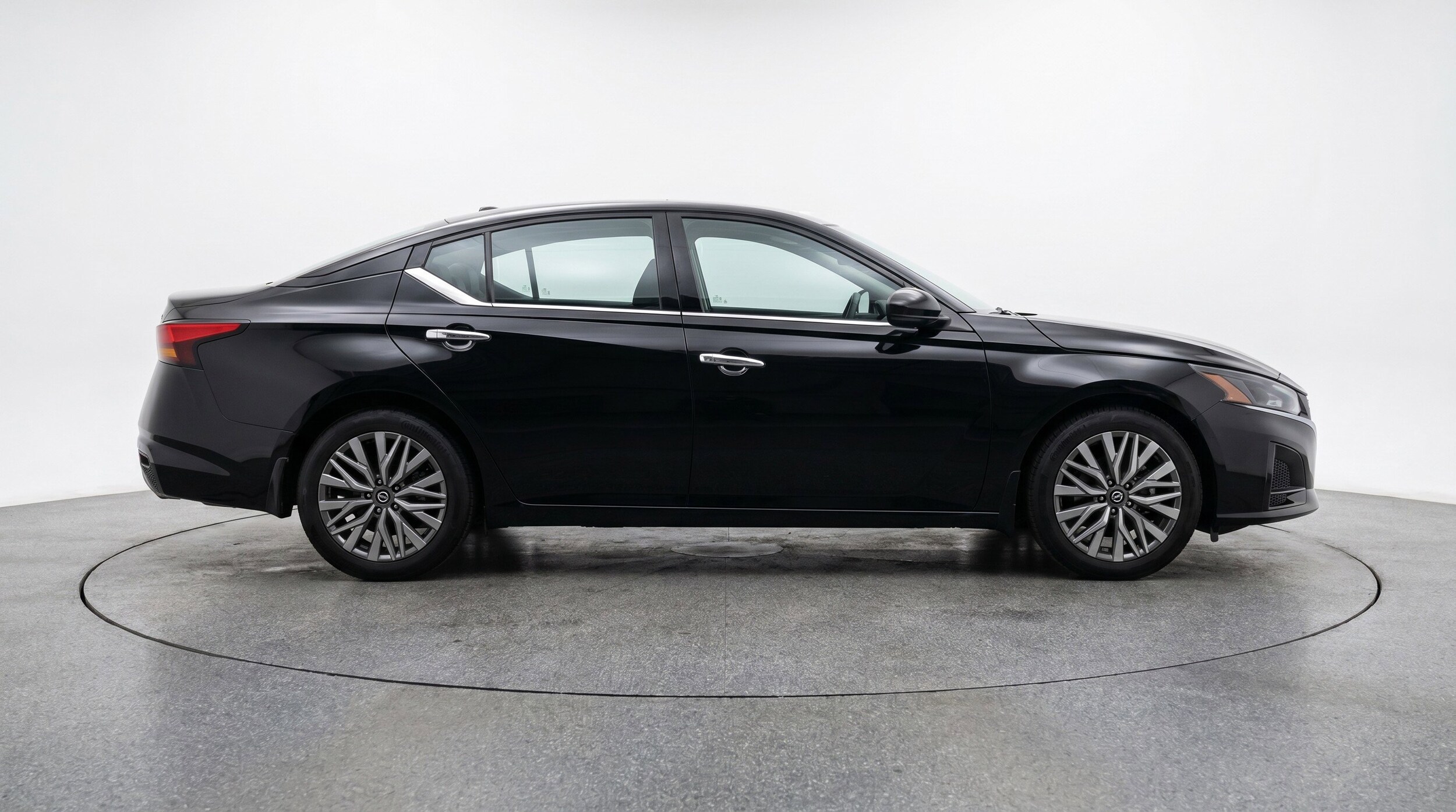 Thumbnail: 2025 Nissan Altima - 11