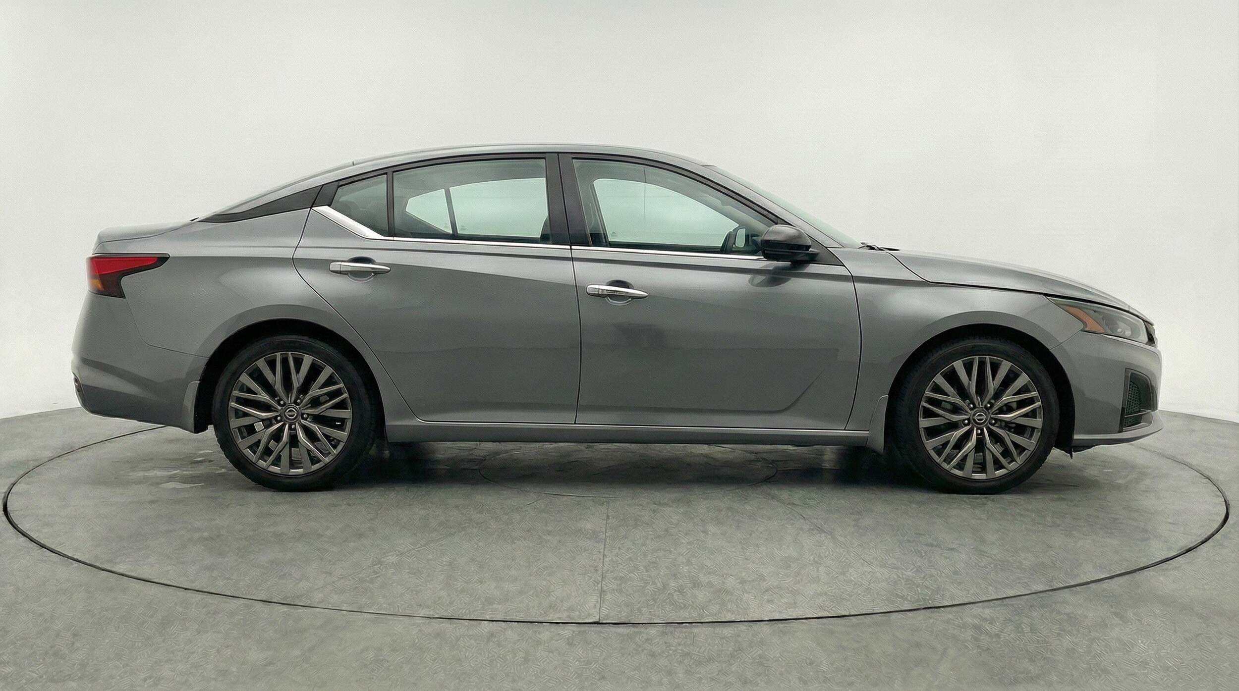 Thumbnail: 2025 Nissan Altima - 11